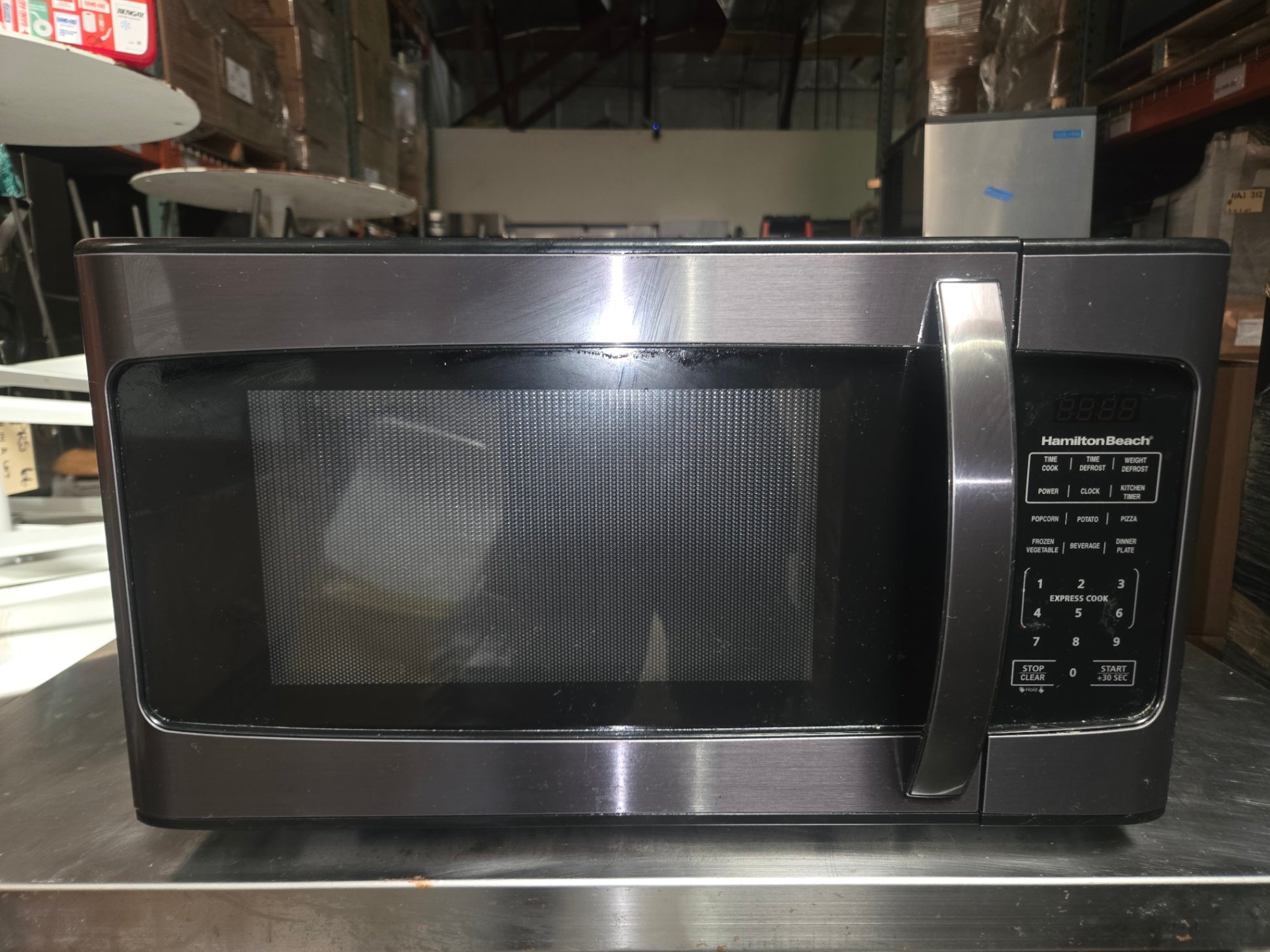 Hamilton Beach EM031M2ZC-X3 Microwave Oven, Countertop 1500W Electric