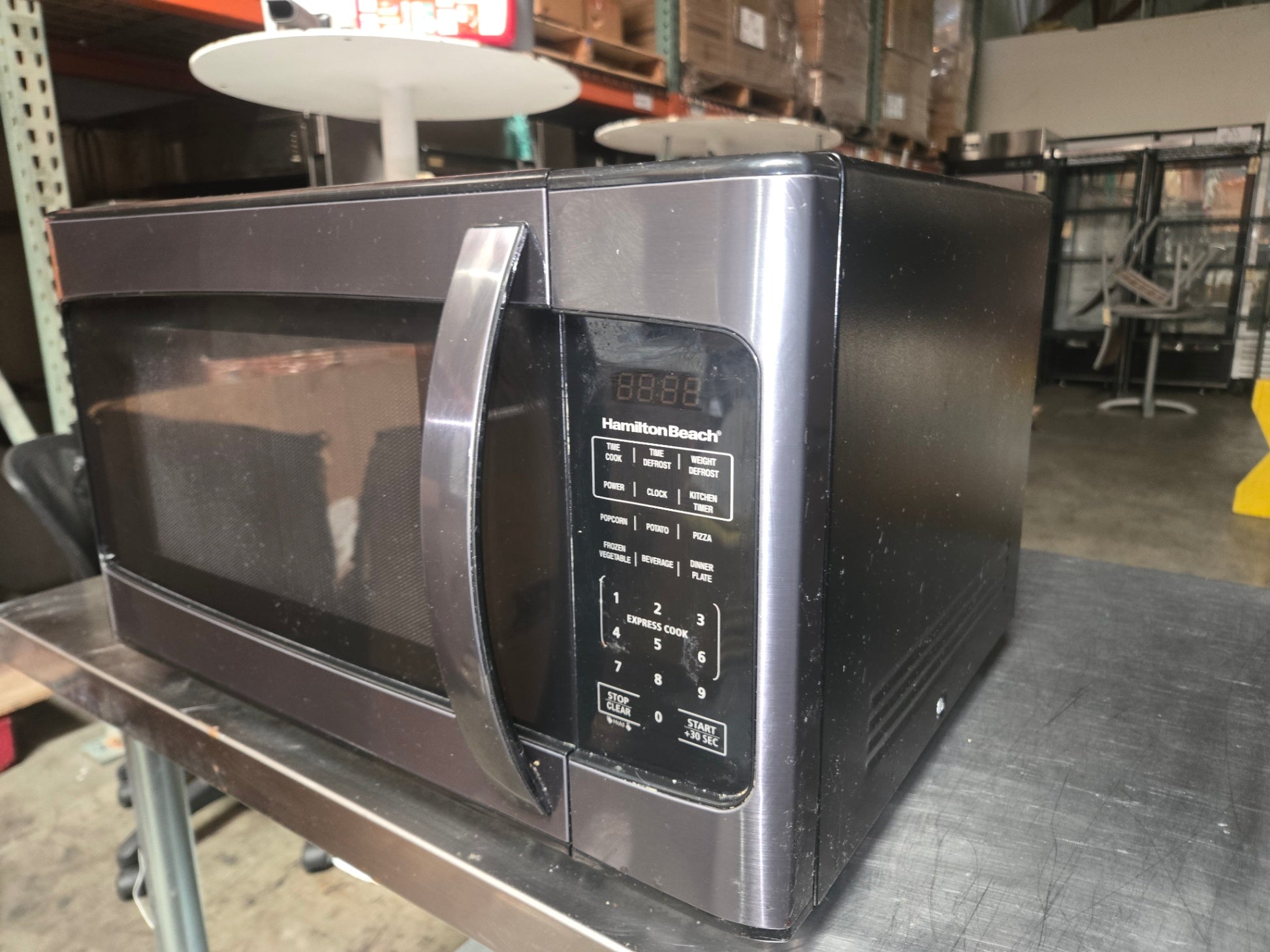 Hamilton Beach EM031M2ZC-X3 Microwave Oven, Countertop 1500W Electric