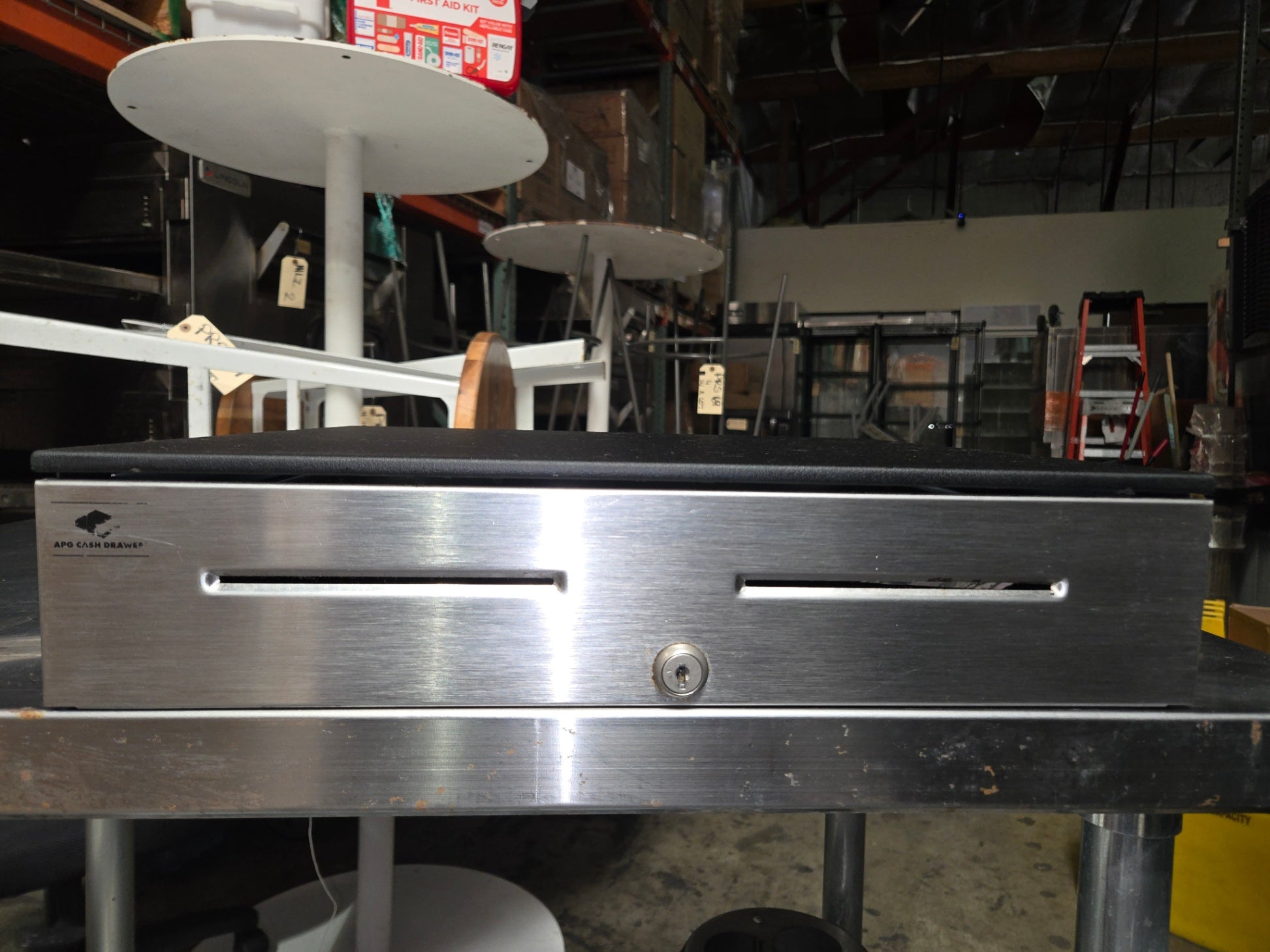 APG Vasario Series Cash Drawer, Front Opening Key Lock, 2 Media Slots