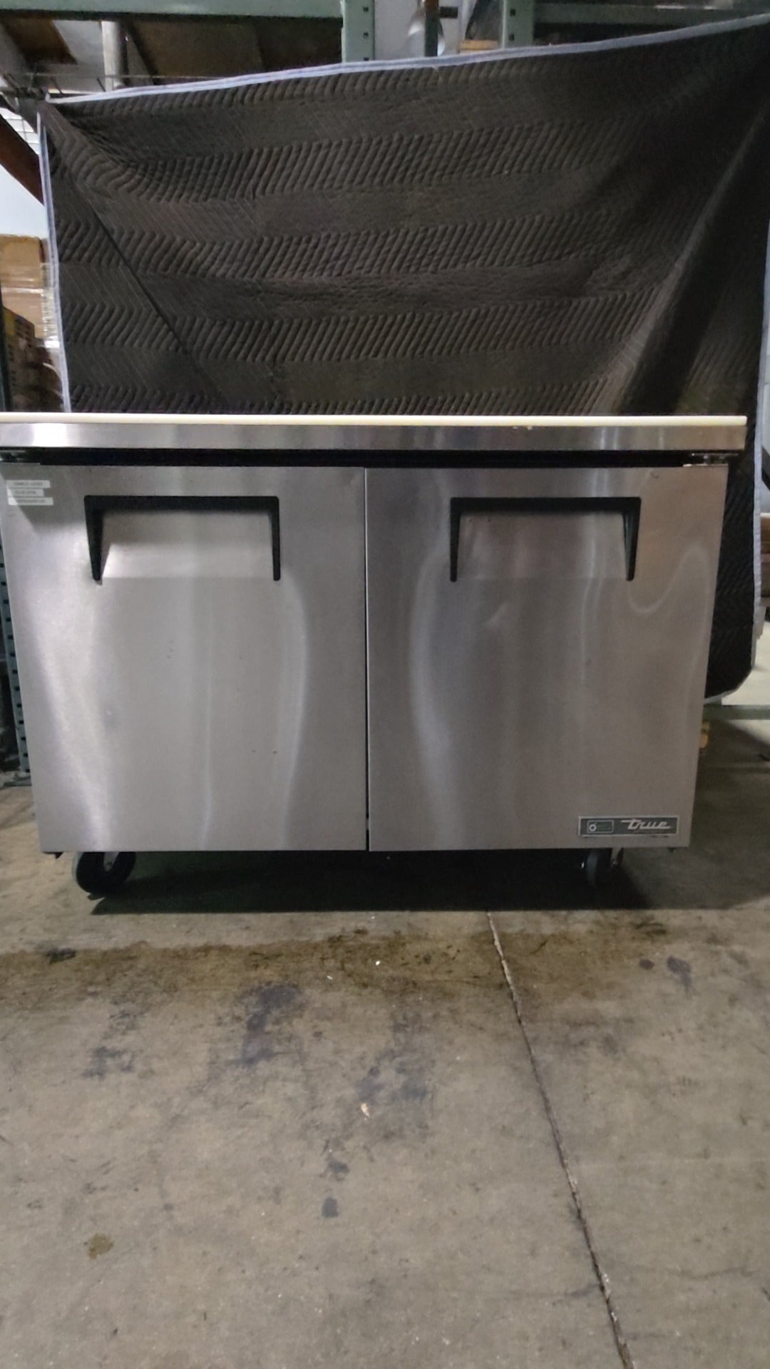 True TSSU-48-08-HC Refrigerated Prep Table, Salad Sandwich Undercounter Two-Door Cutting Board