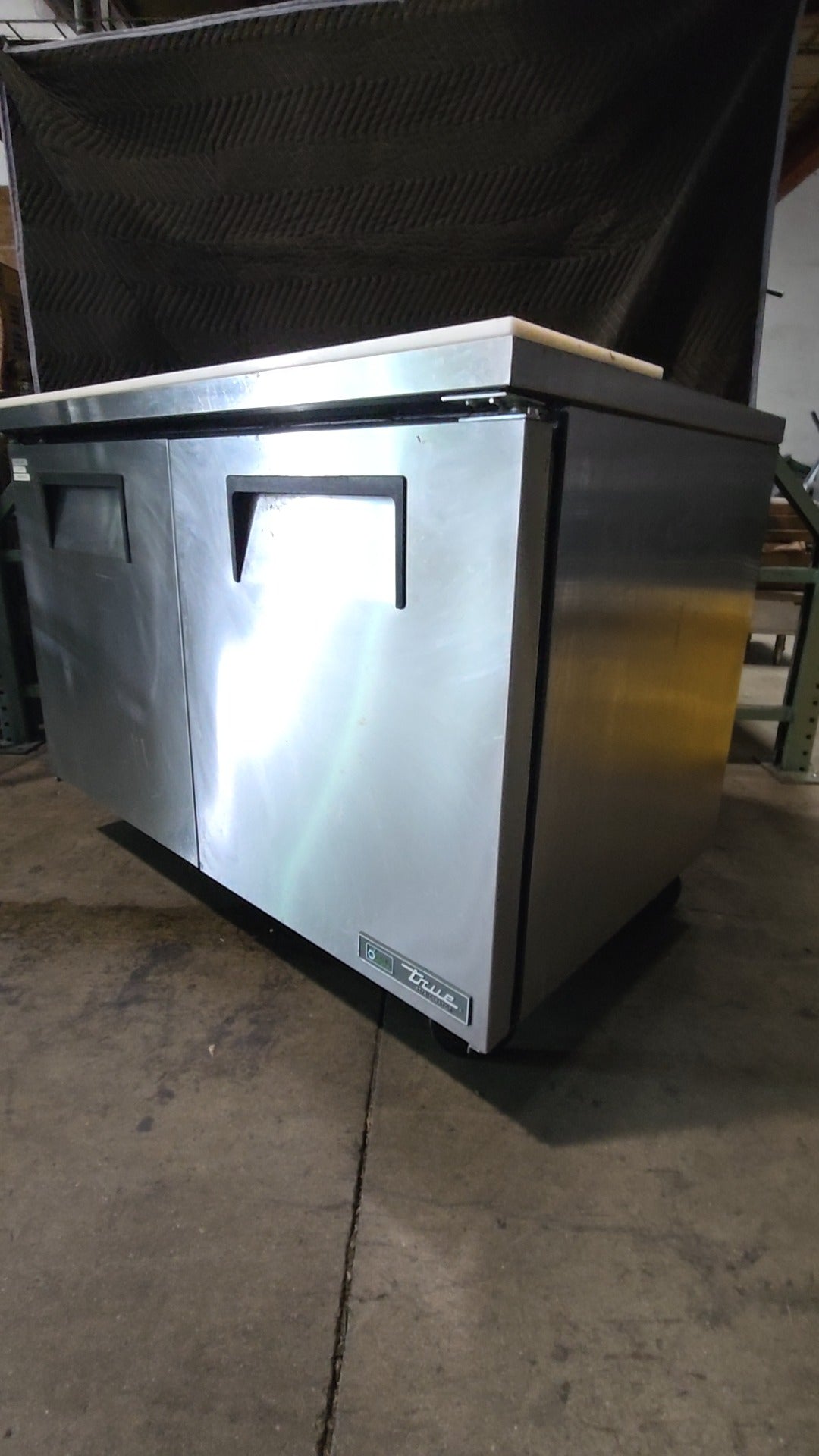 True TSSU-48-08-HC Refrigerated Prep Table, Salad Sandwich Undercounter Two-Door Cutting Board