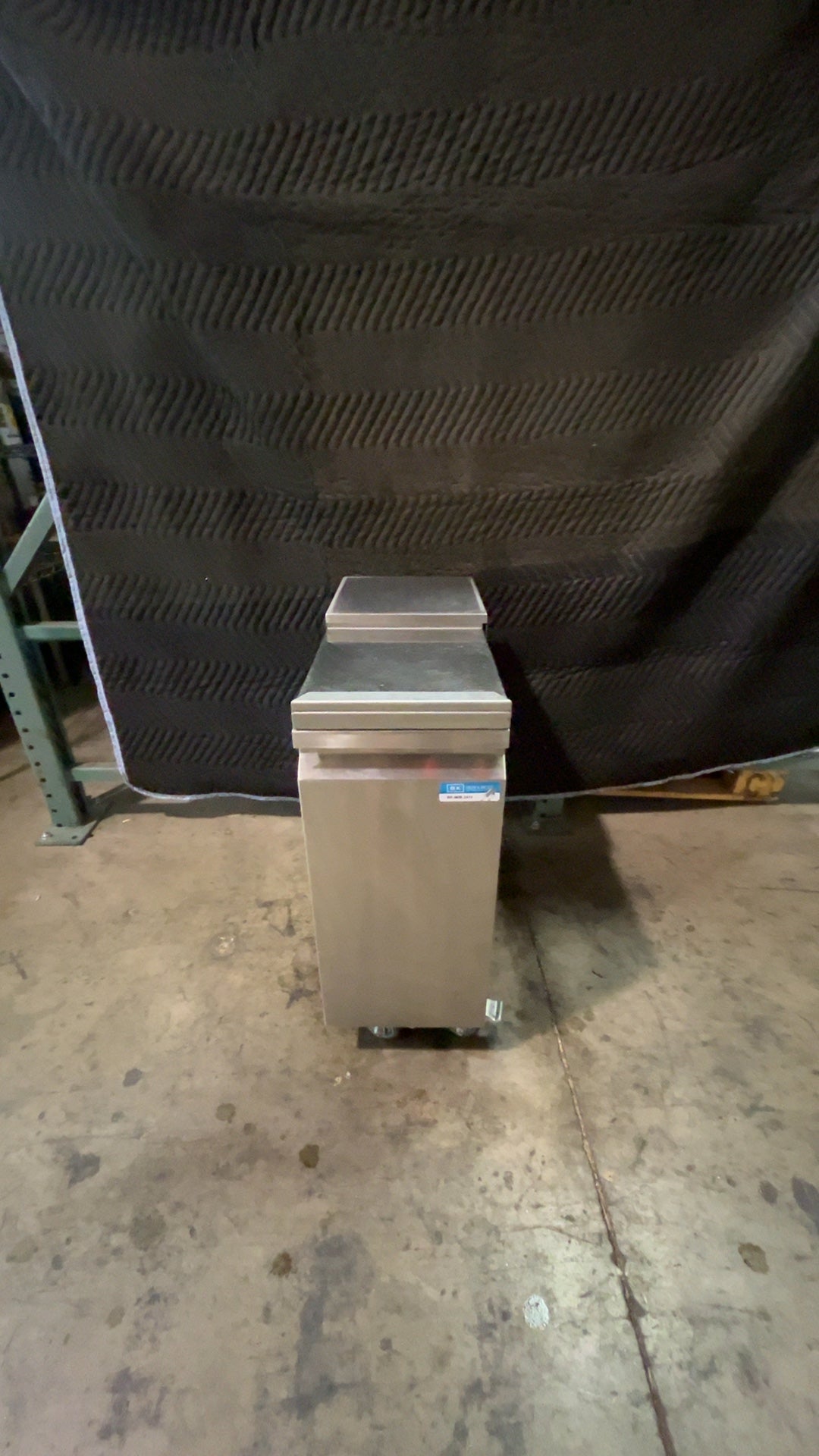 BK RESOURCES BK-MIB-2411 Ice Bin, Underbar Stainless Steel Hinged Lid On Casters