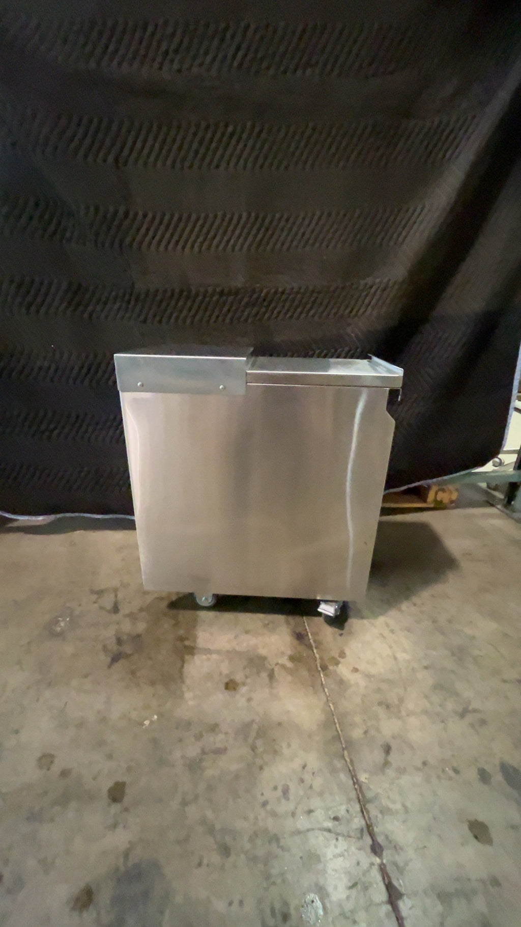 BK RESOURCES BK-MIB-2411 Ice Bin, Underbar Stainless Steel Hinged Lid On Casters