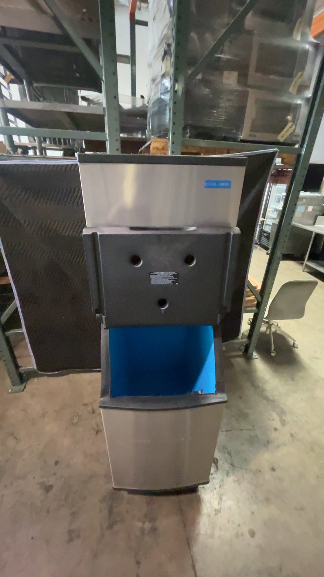 Koolaire KD10420A-161 Ice Maker, with Storage Bin 115V 1 Phase Air Cooled Stainless Steel Front