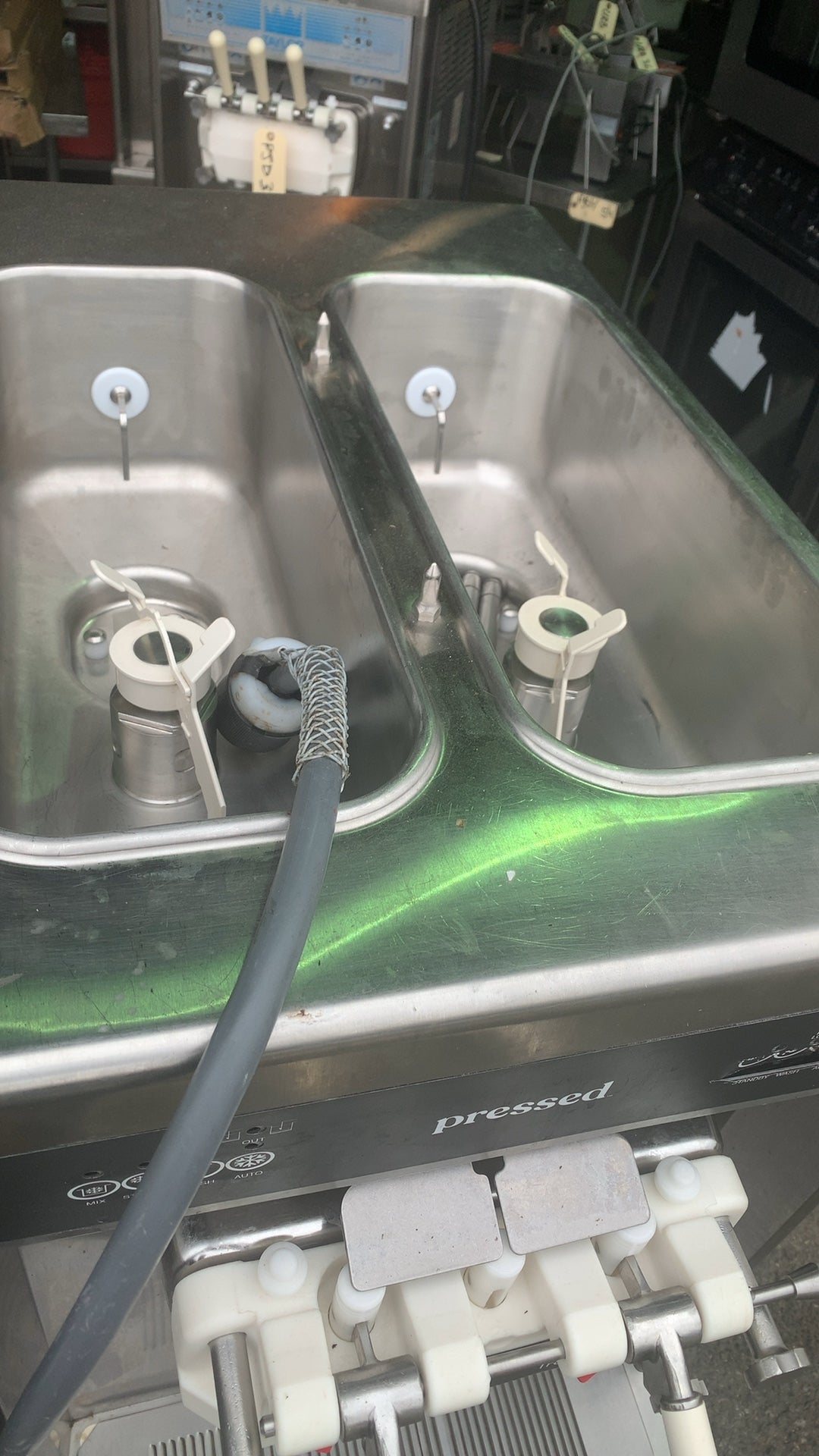Taylor 791-33 Soft Serve Ice Cream Machine, Floor Model, Twin Twist 2 Hoppers 3 Dispensers 3 Phase Power