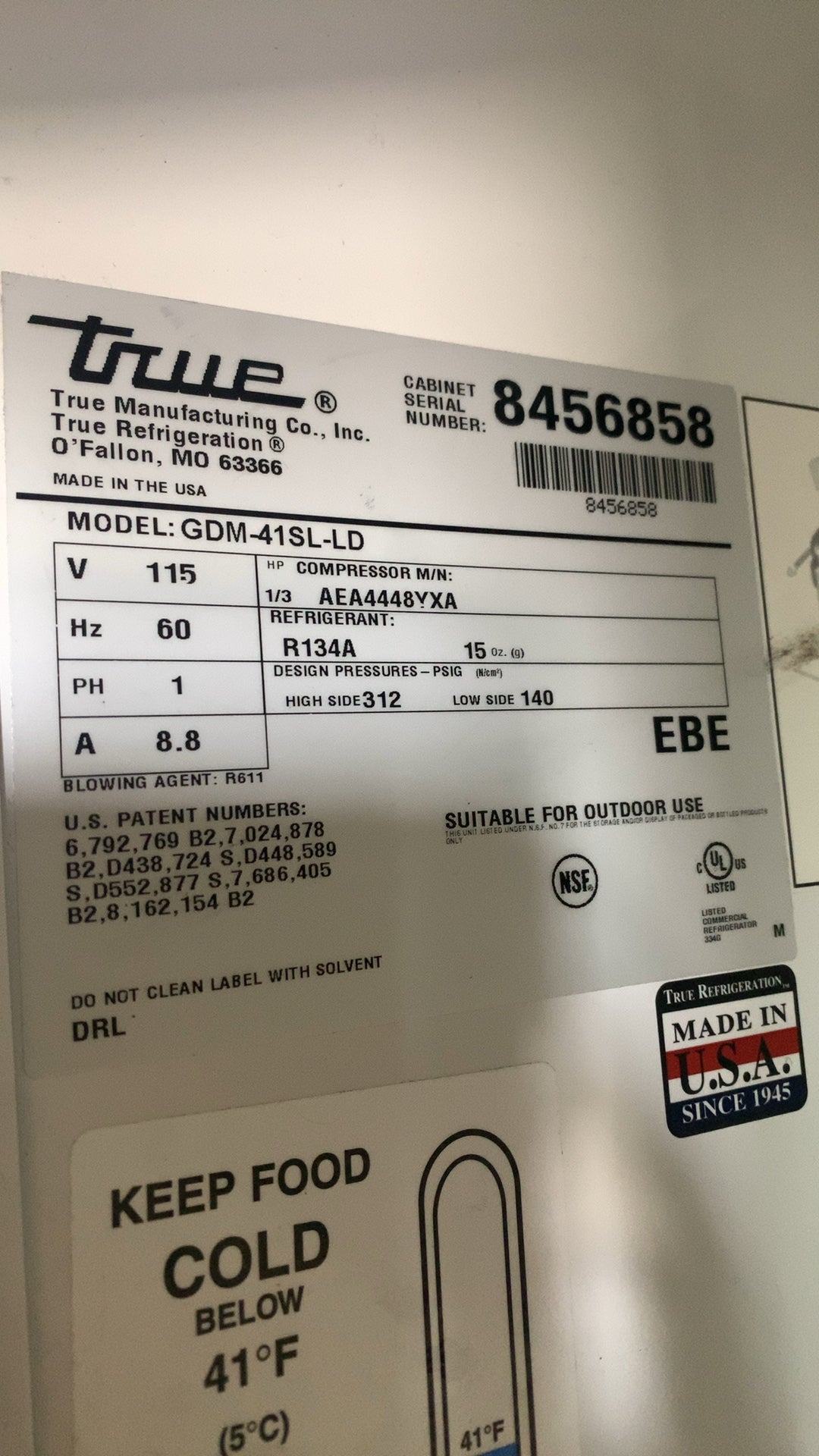 True GDM-41SL-LD Refrigerated Display, Upright Two Sliding Glass Doors 115V NSF UL Listed