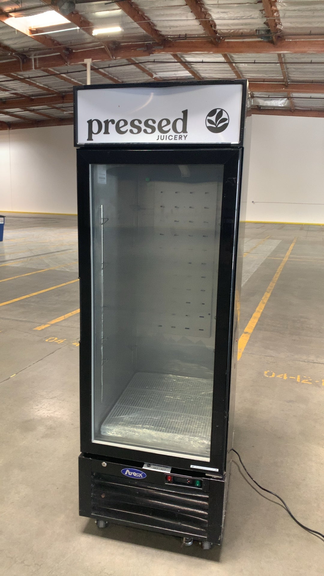 Atosa MCF8722GR Refrigerator, Bottom Mount Glass Door 115V Single Phase On Wheels