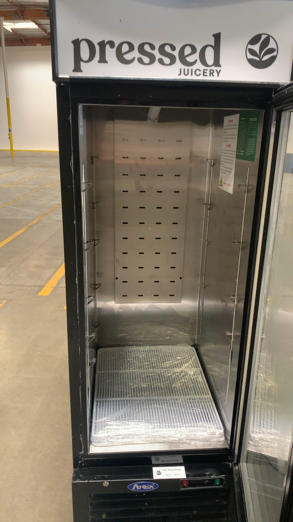 Atosa MCF8722GR Refrigerator, Bottom Mount Glass Door 115V Single Phase On Wheels
