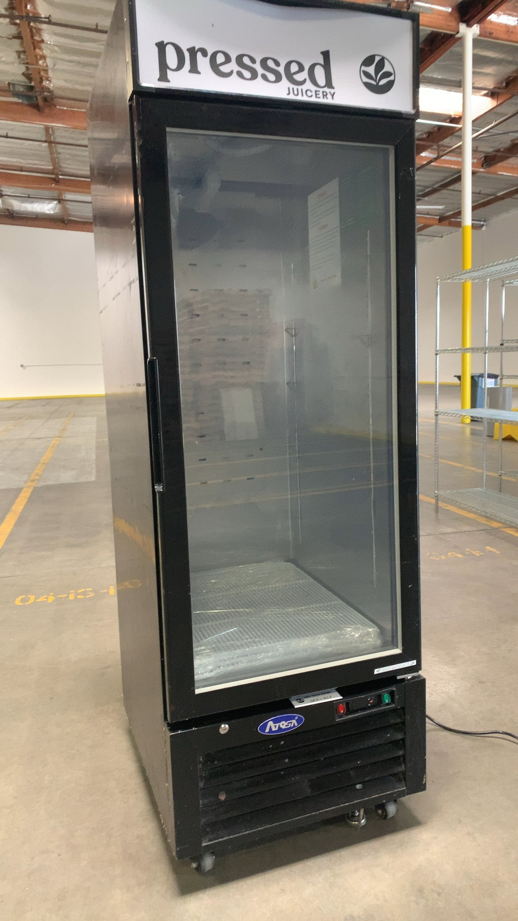 Atosa MCF8722GR Refrigerator, Bottom Mount Glass Door 115V Single Phase On Wheels