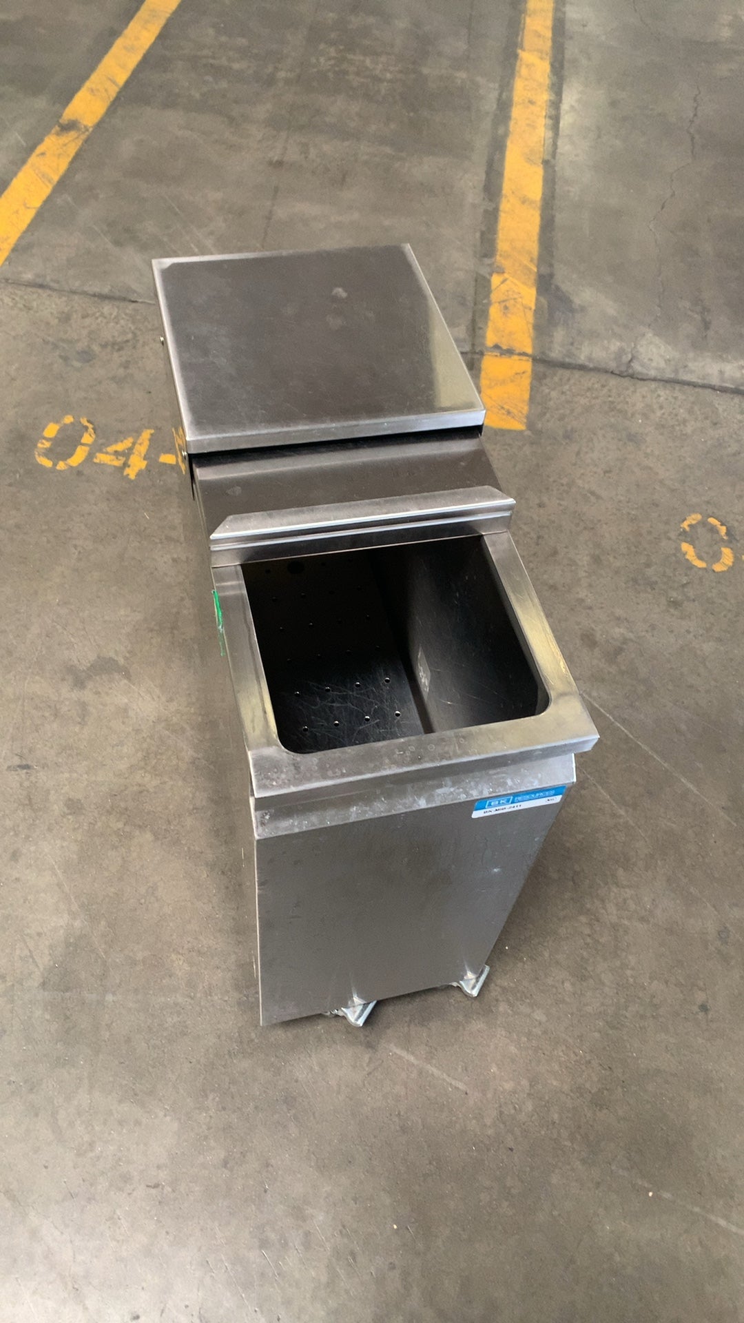 BK RESOURCES BK-MIB-2411 Ice Bin, Mobile Stainless Steel Hinged Lid Drain Valve NSF Certified