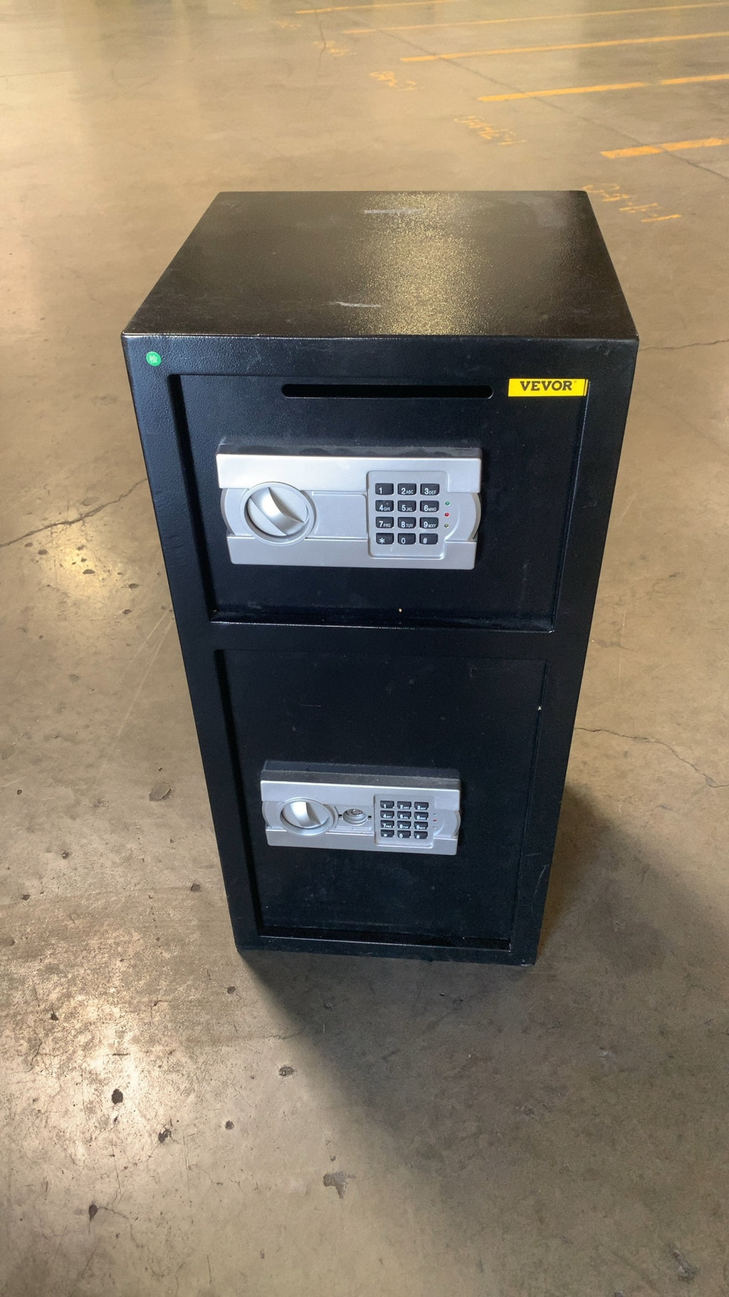 VEVOR Electronic Dual Compartment Drop Safe, Drop Slot Dual Door Dual Electronic Locks