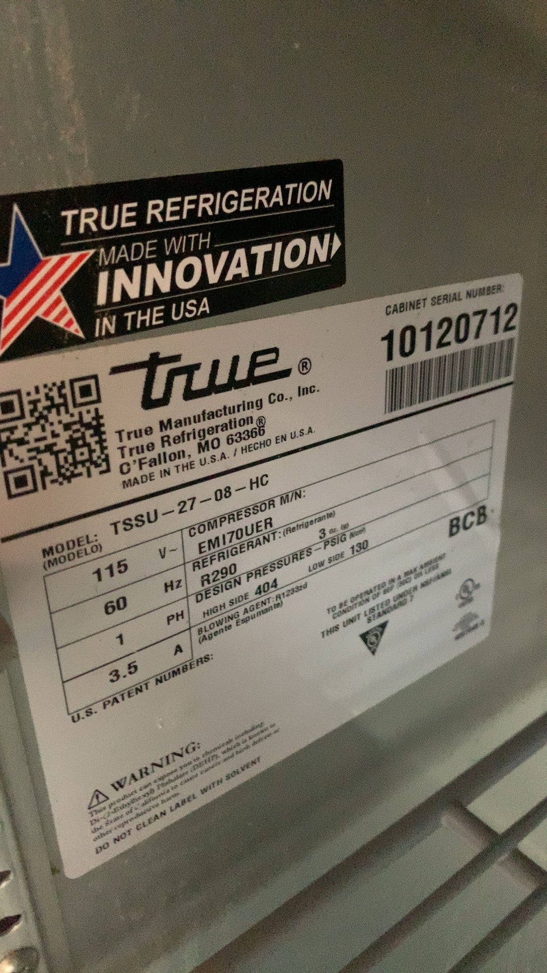 True TSSU-27-08-HC Refrigerated Prep Table, Sandwich/Salad Unit Stainless Steel One Door 115V
