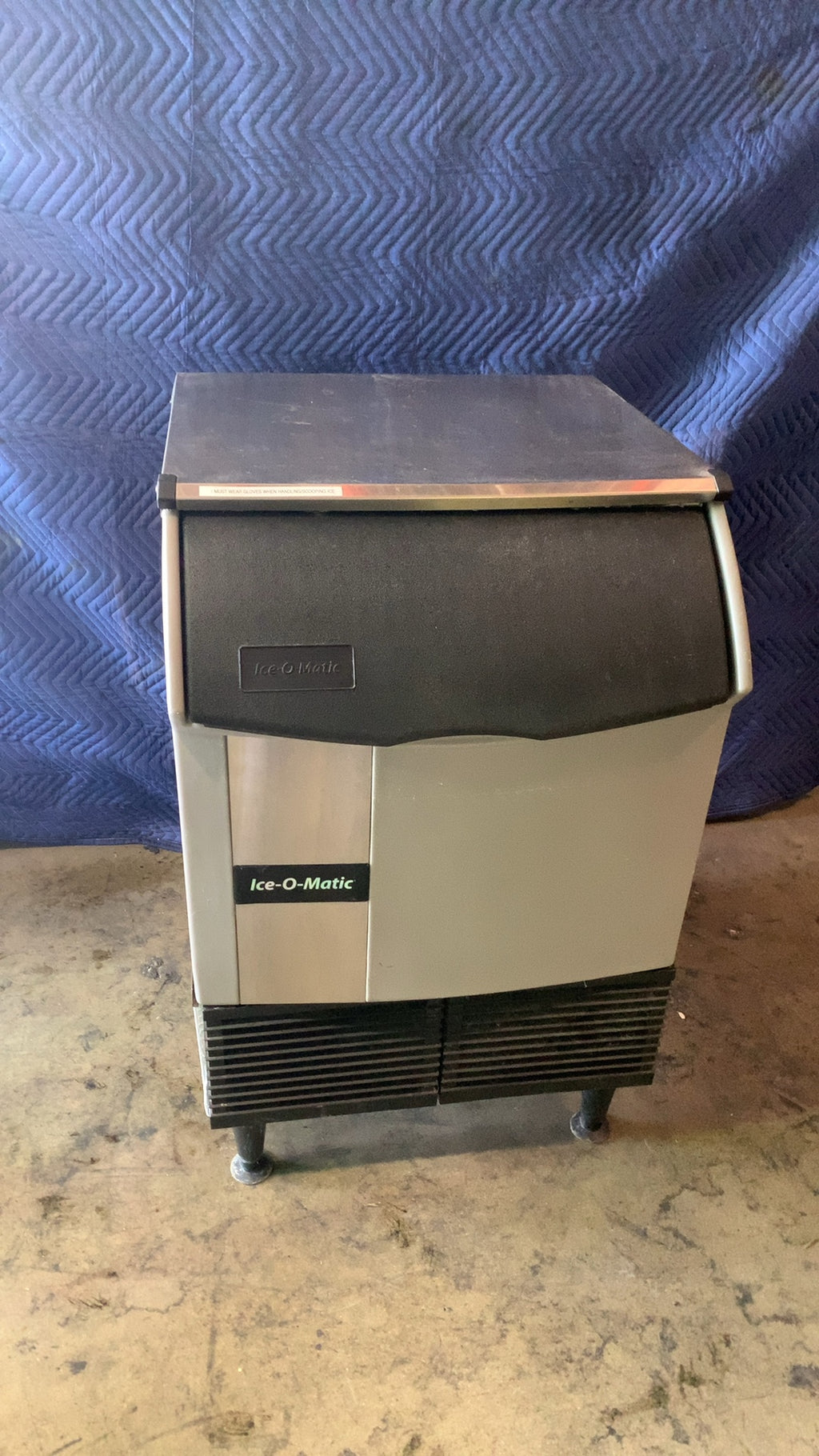 Ice-O-Matic ICEU150HA8 Ice Maker, Under Counter 115V 1 Phase R404A Refrigerant
