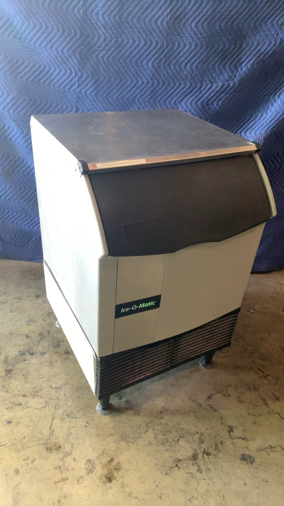 Ice-O-Matic ICEU150HA8 Ice Maker, Under Counter 115V 1 Phase R404A Refrigerant