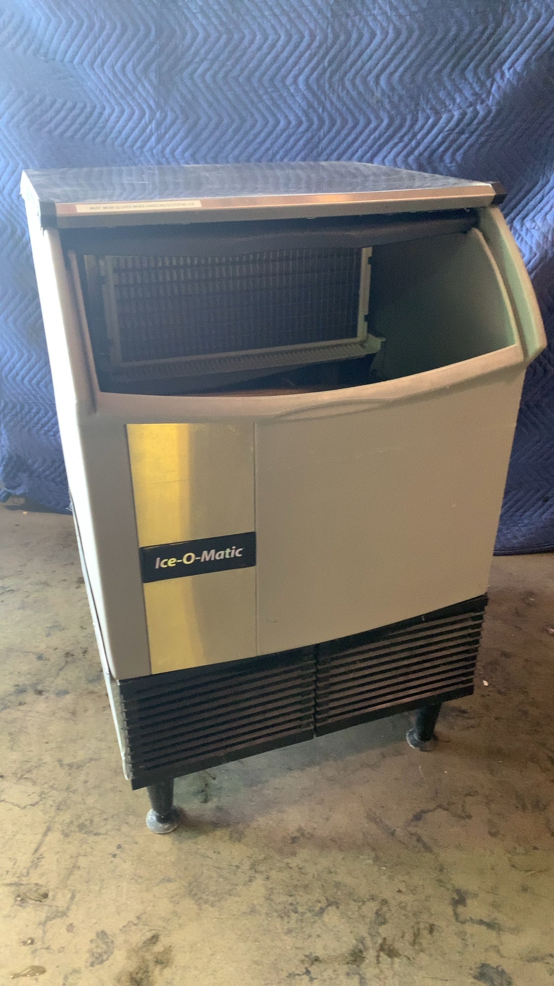 Ice-O-Matic ICEU150HA8 Ice Maker, Under Counter 115V 1 Phase R404A Refrigerant
