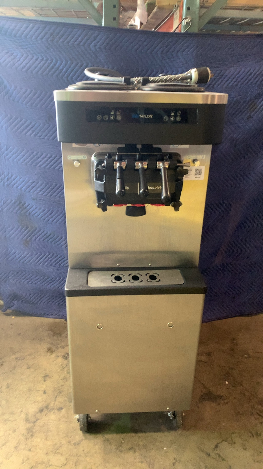 TAYLOR C791-33 Soft Serve Ice Cream Machine, Floor Model Three Flavor 208-230V Three Phase