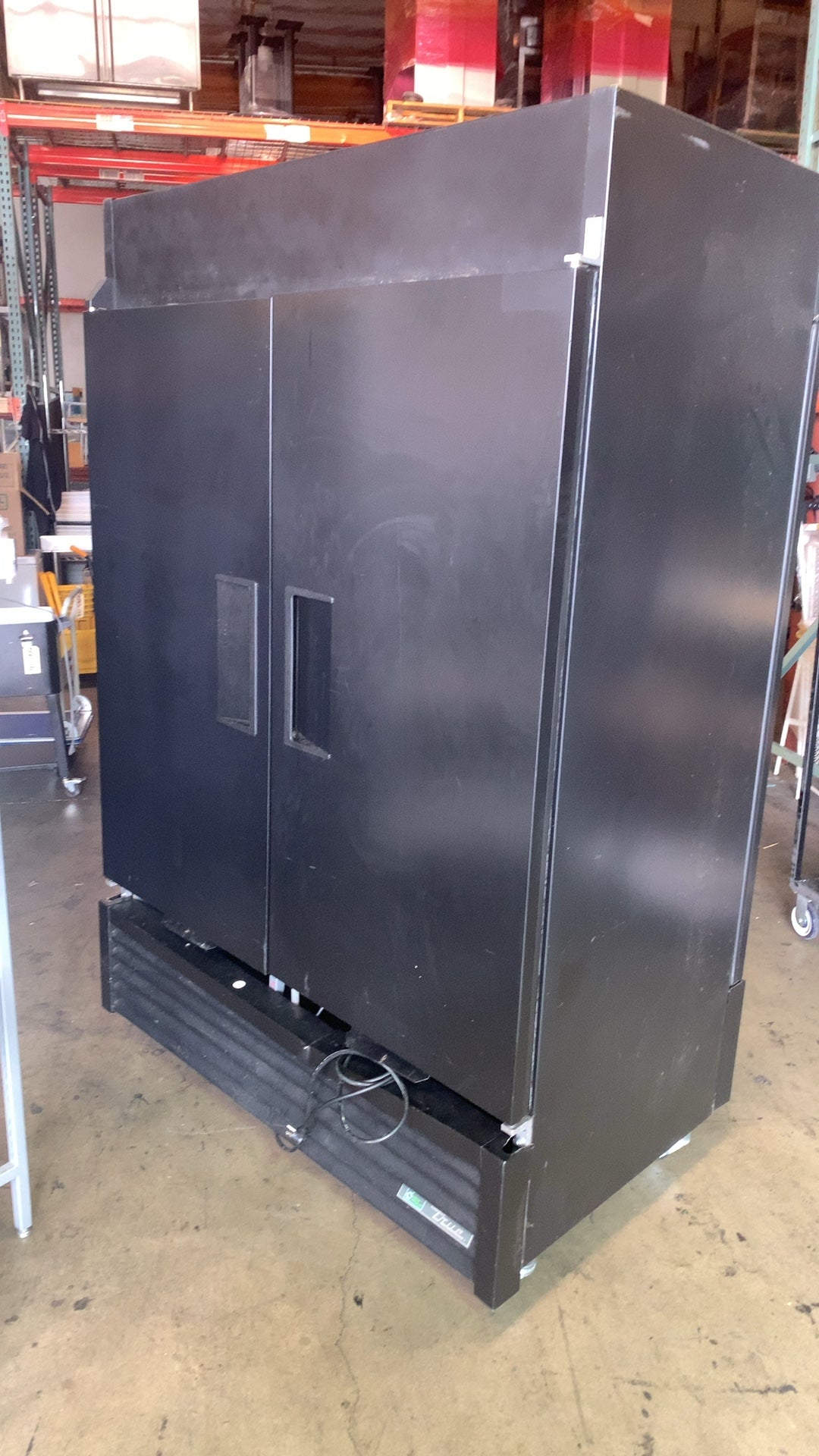 True GDM-49RL-HC - TSL01 Refrigerator, Merchandiser Two Glass Doors