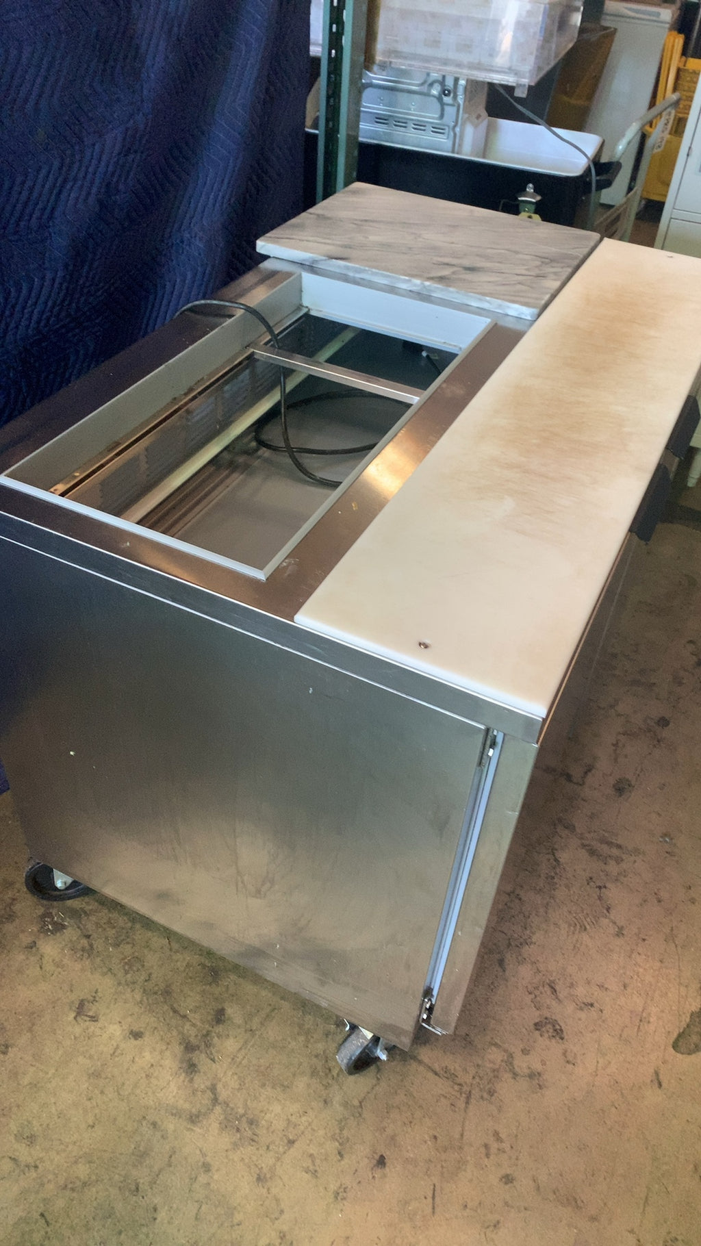 BEVERAGE-AIR SPE48HC-08-FL-261 Refrigerated Food Prep Table, Sandwich & Salad Prep 2 Solid Doors, Cutting Board, Open Top Ingredient Rail, Casters, 115V