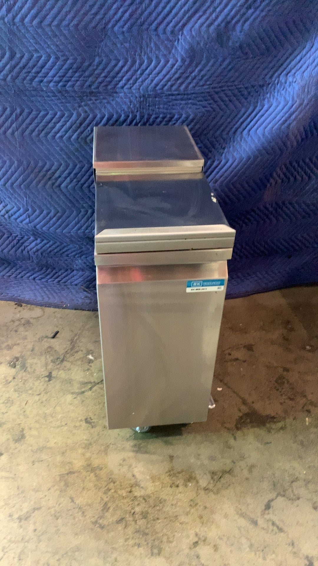 BK RESOURCES BK-MIB-2411 Ice Bin, Mobile Underbar Stainless Steel, With Drain, On Casters, Hinged Lid