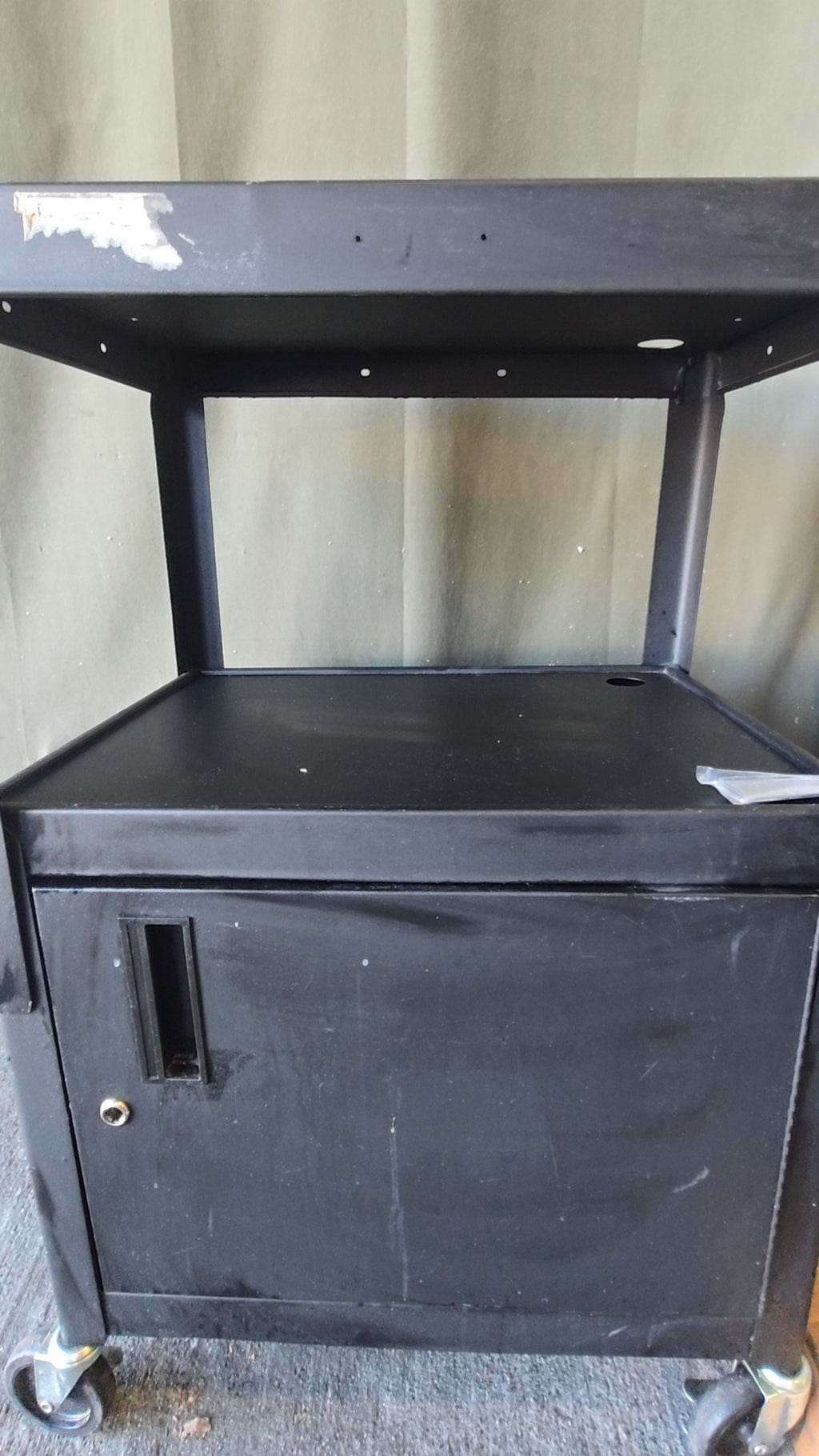 CART-3S-LC Utility Cart, Mobile Three Shelves, Lockable Cabinet