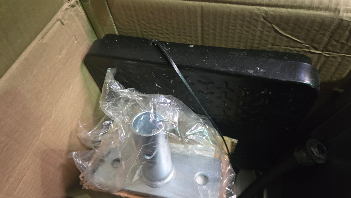 Box Of Miscellaneous Electrical Hookup And Gas Hookup