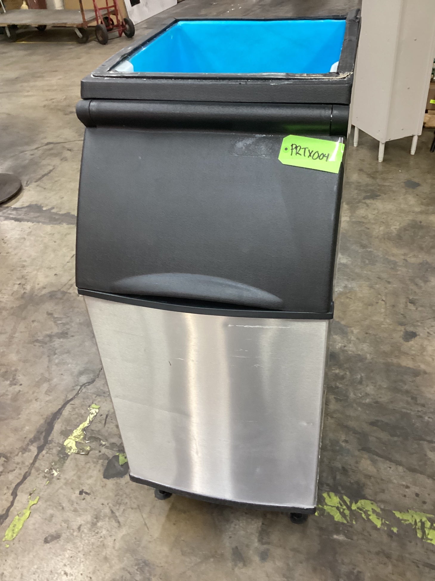 Koolaire KDT0420A/K420 440 Lb KDT Series Full Cube Ice Machine W/ Bin