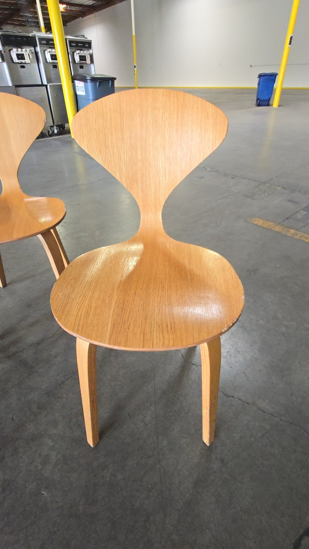 Retro Wooden Chair, Dining Side Plywood Construction Wooden Legs