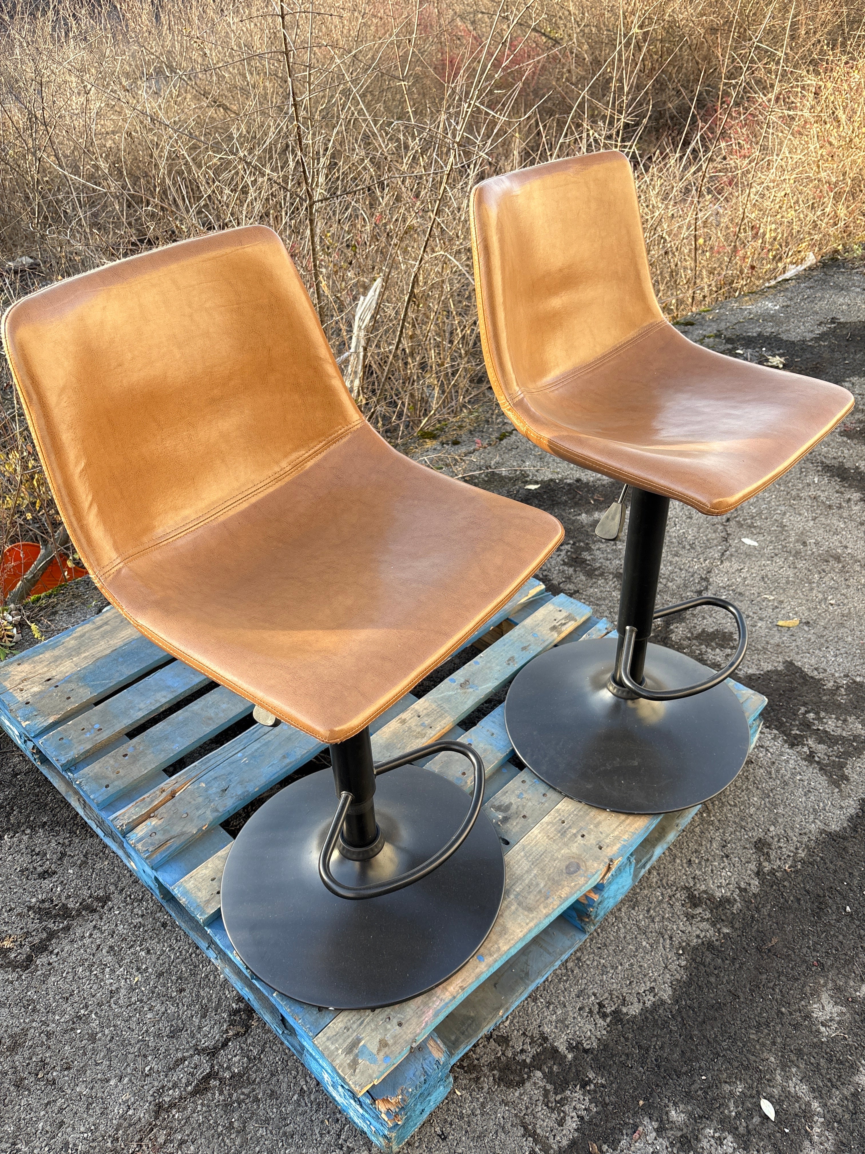 Salon Chair for Customer - Lot of 2