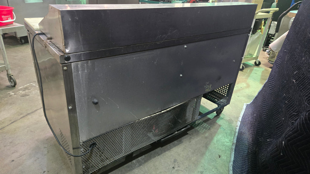 True TSSU-60-16-HC Refrigerated Prep Table, Sandwich/Salad 2-Door Stainless Steel R290 Refrigerant