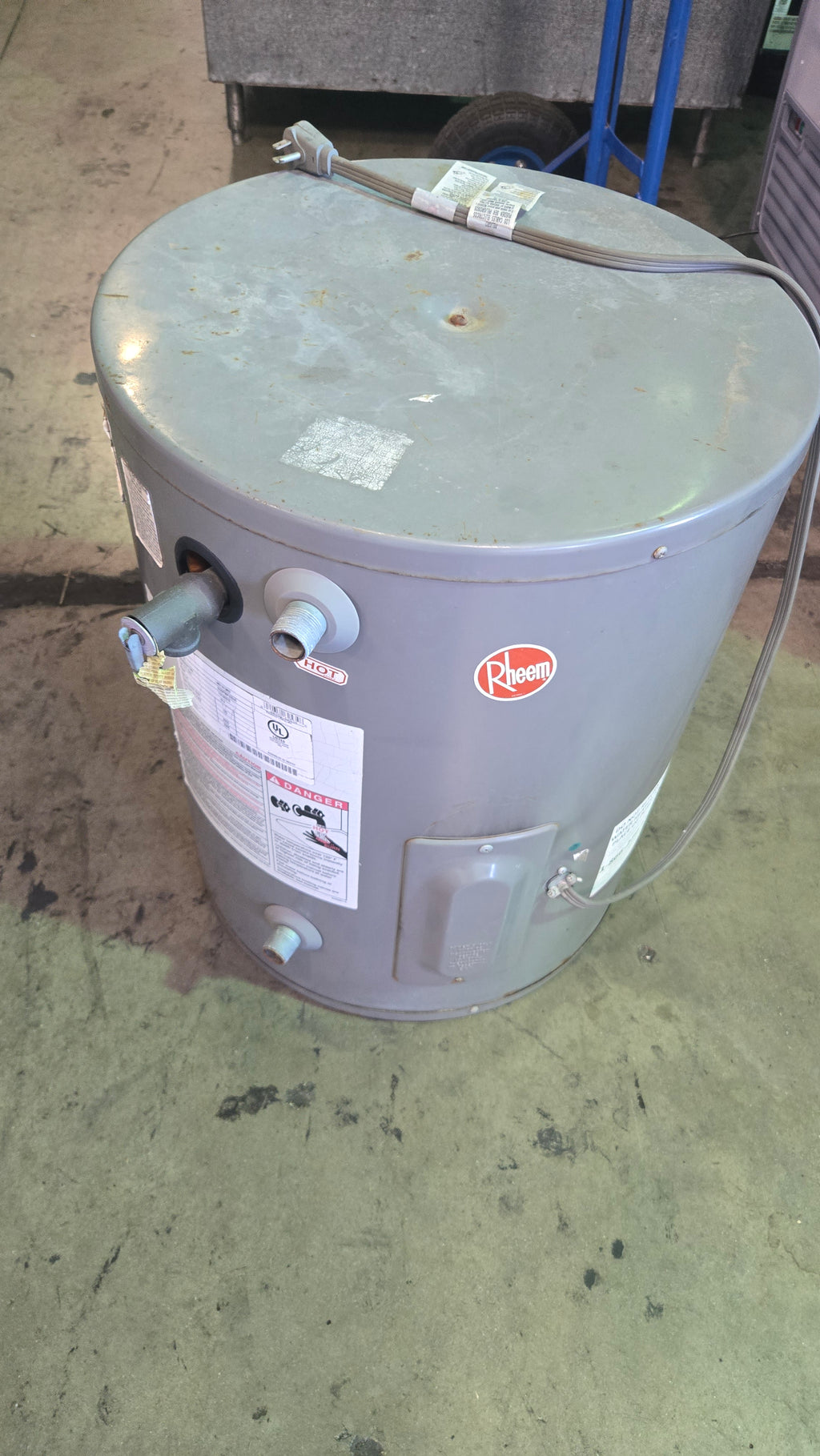 Rheem XE20P06PU20U0 Electric Water Heater 19.9 Gallon, 120V, 2000W