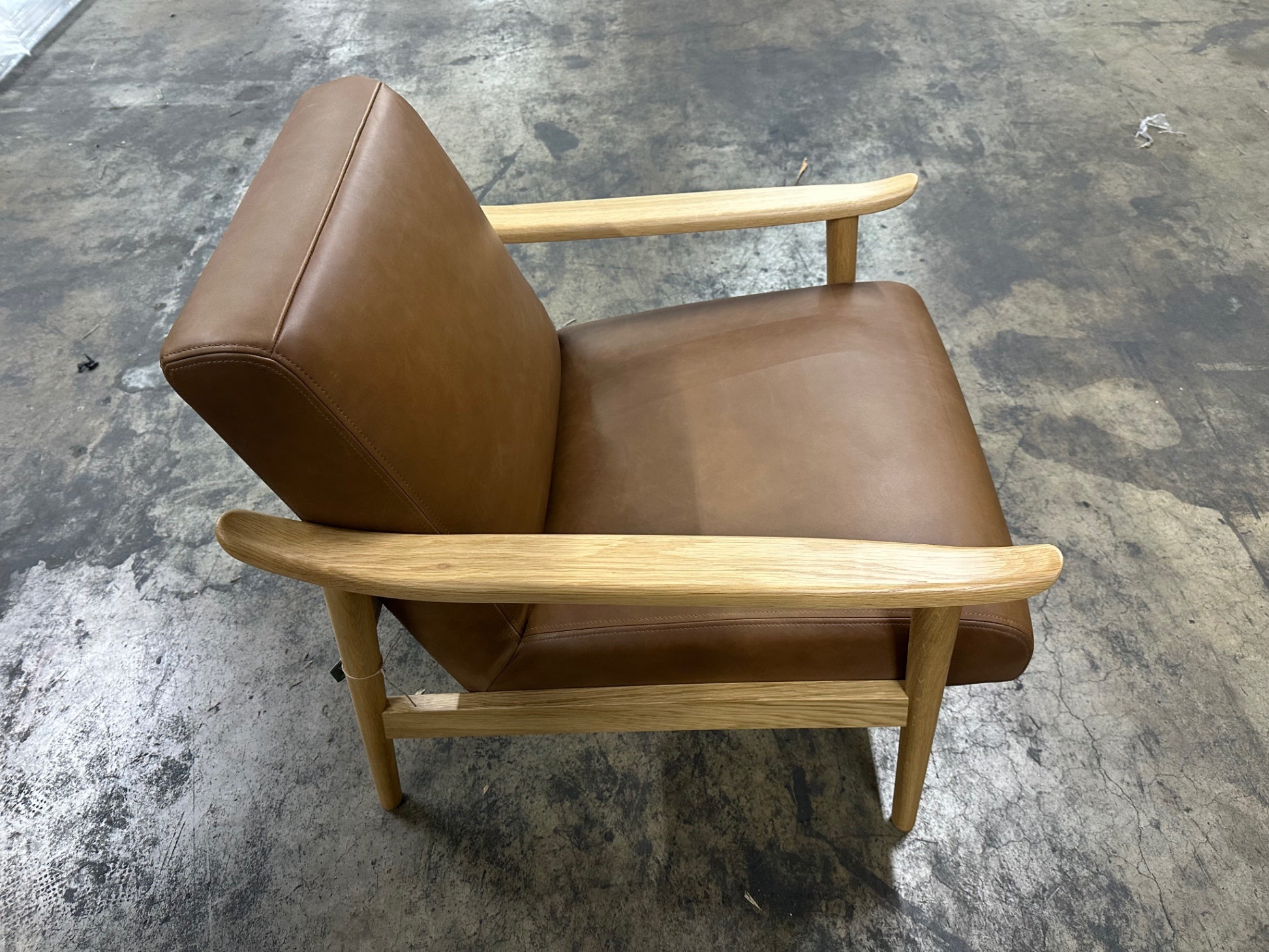 Midcentury Show Wood Chair - Oak W/ Saddle Leather