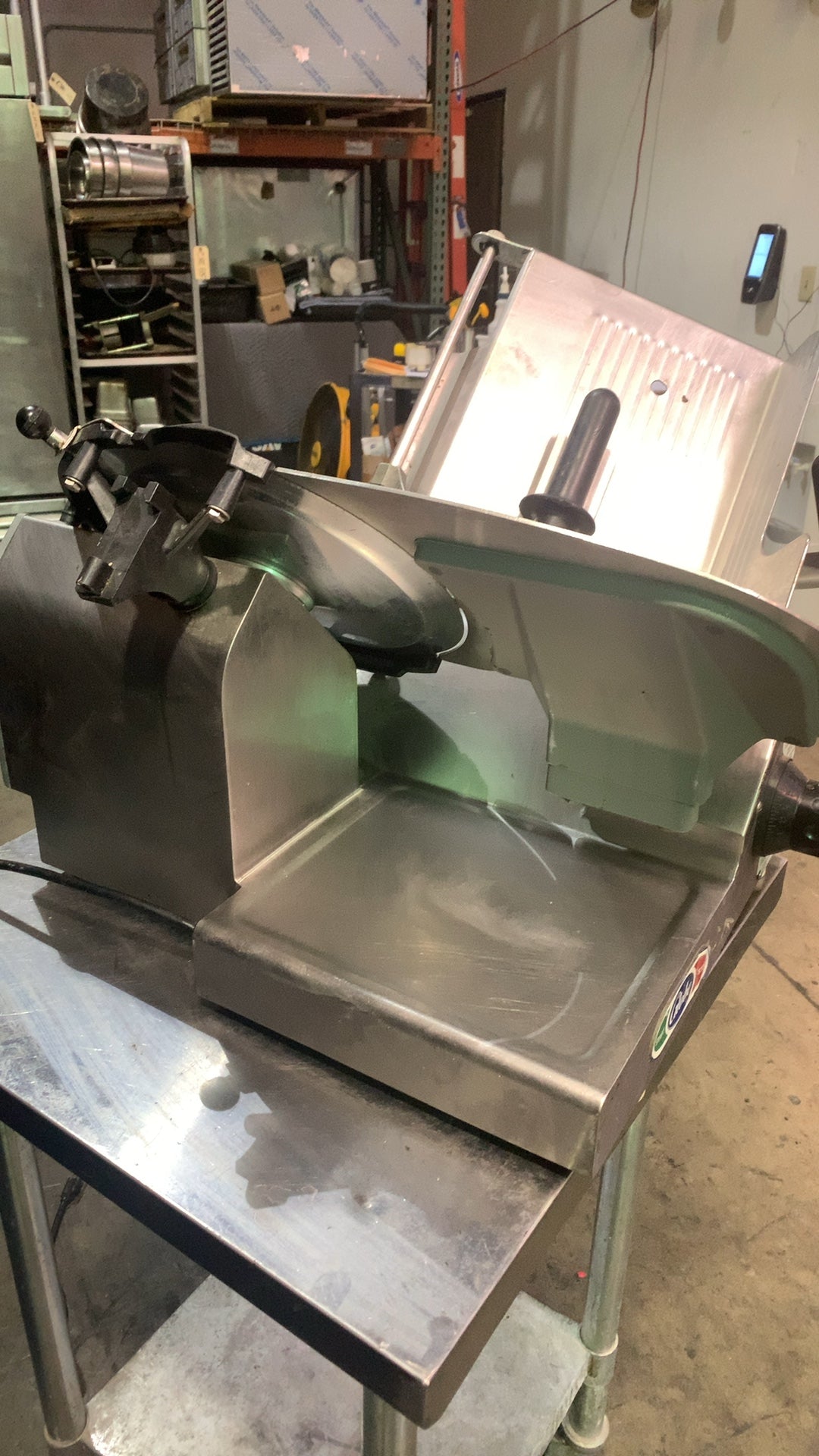 Globe 3600N Slicer, Commercial Food Preparing 1/2 HP Electric