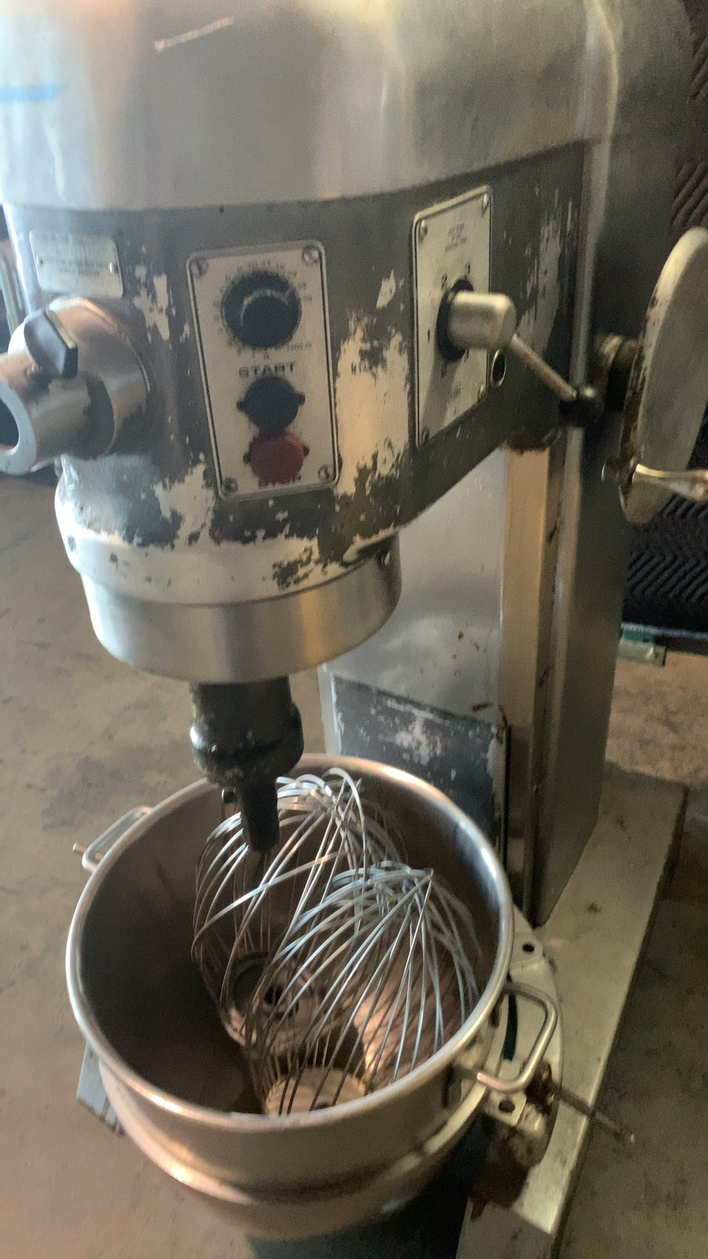 HOBART H-600D1 Mixer, Commercial Planetary Floor Model 2 HP