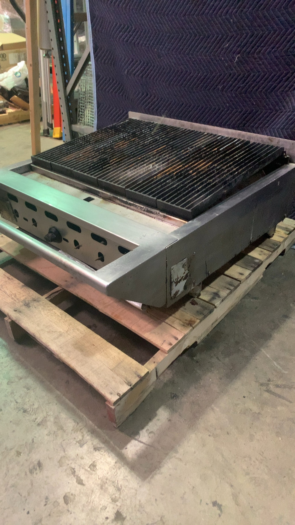GENERIC-COMMERCIAL-CBR Charbroiler, Countertop Gas Powered Stainless Steel Construction