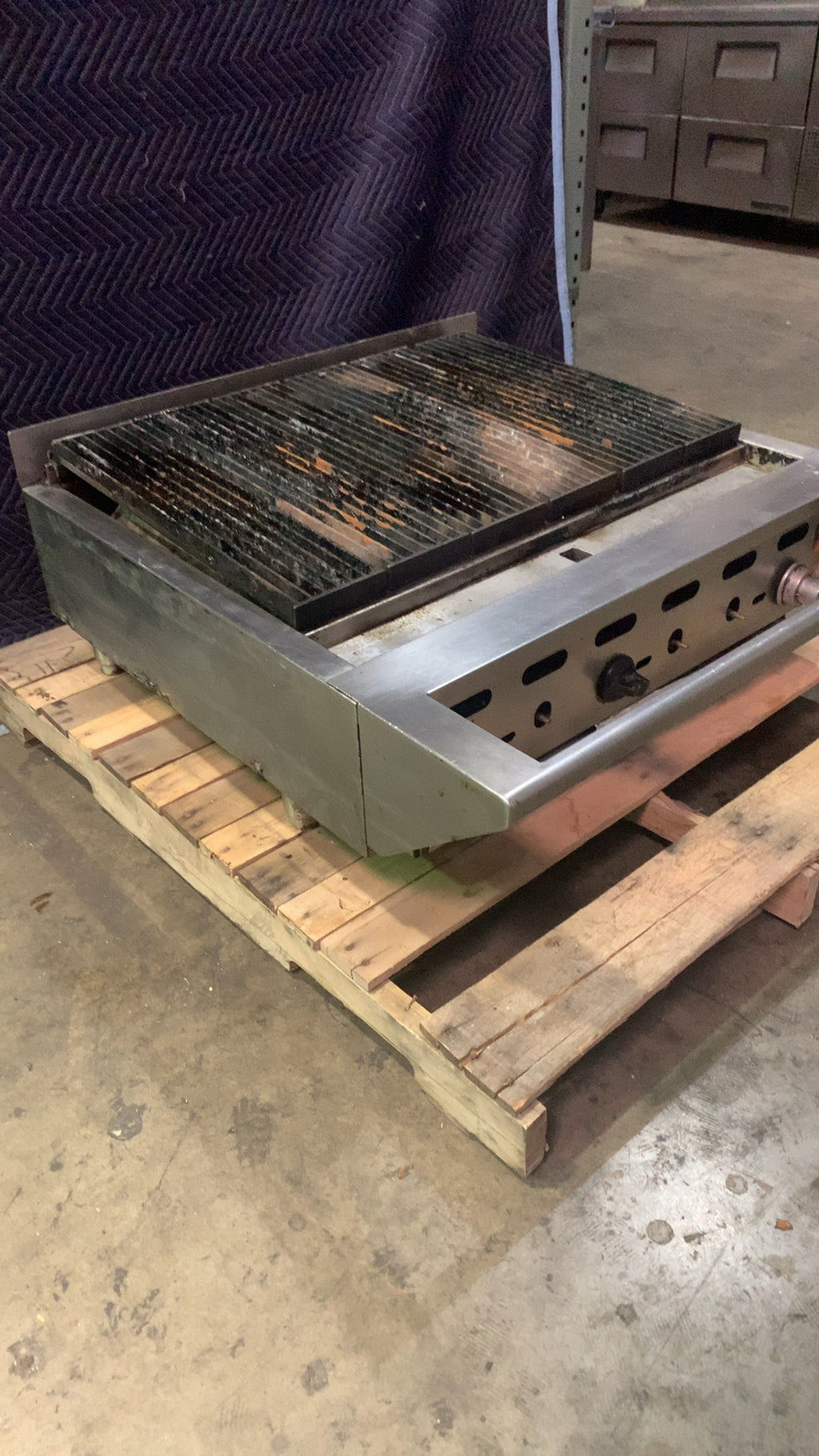 GENERIC-COMMERCIAL-CBR Charbroiler, Countertop Gas Powered Stainless Steel Construction
