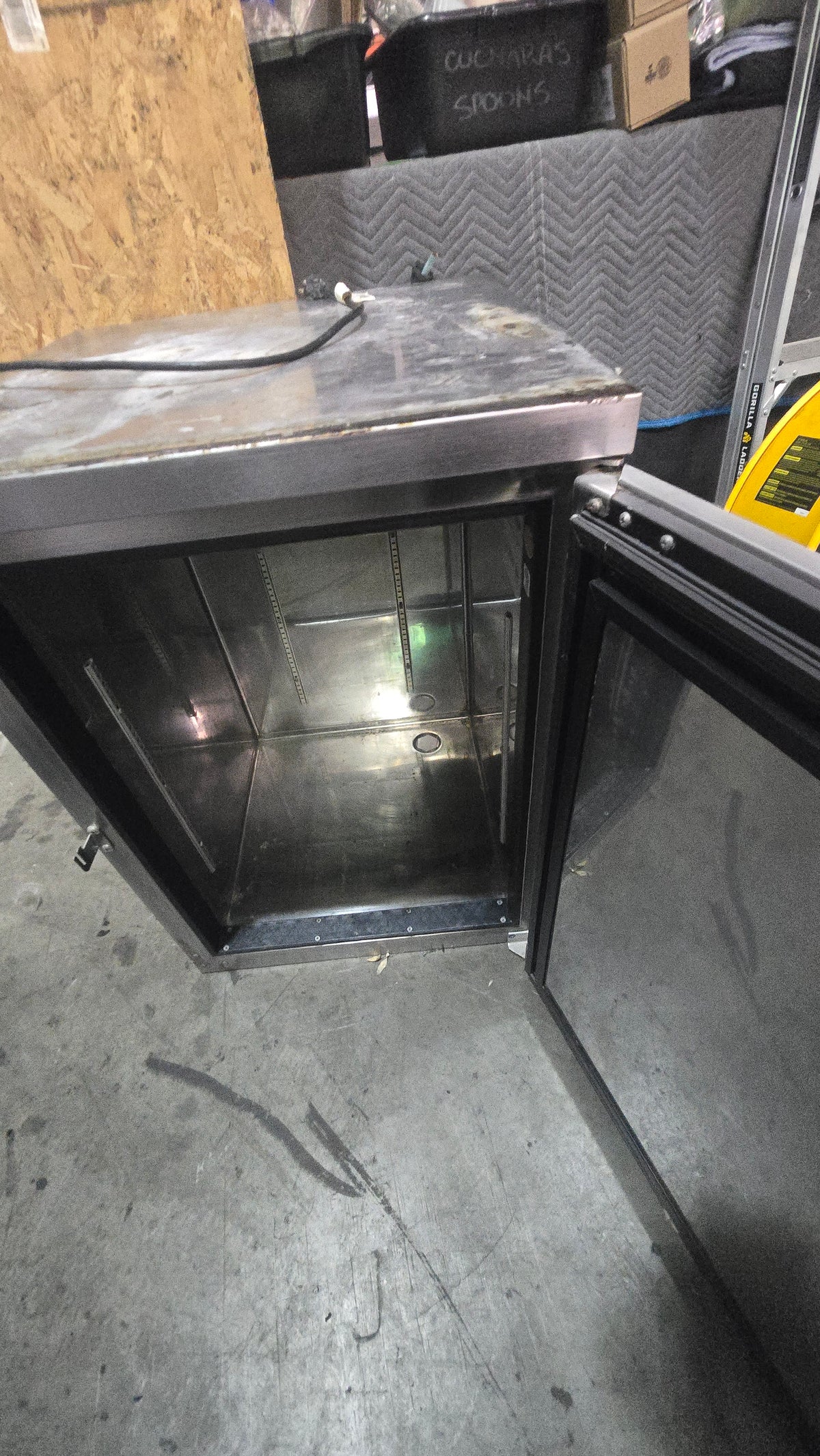 Perlick BBR24-O Commercial Refrigerator, Under Counter 115V 1 Phase Stainless Steel Single Door with Disconnected Refrigeration Line