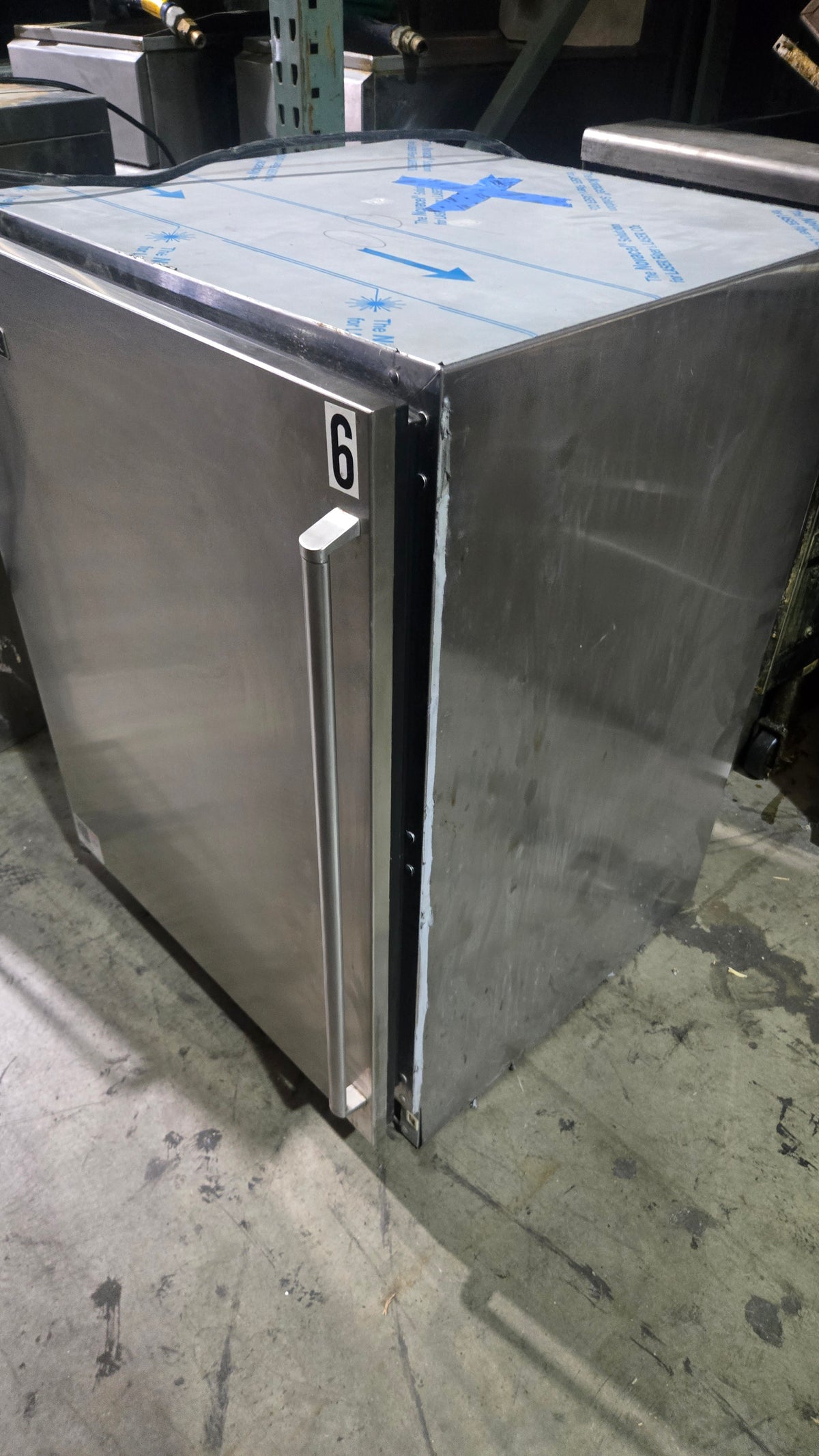 Perlick HC24FS Freezer, UnderCounter, Single Solid Swing Door, Stainless