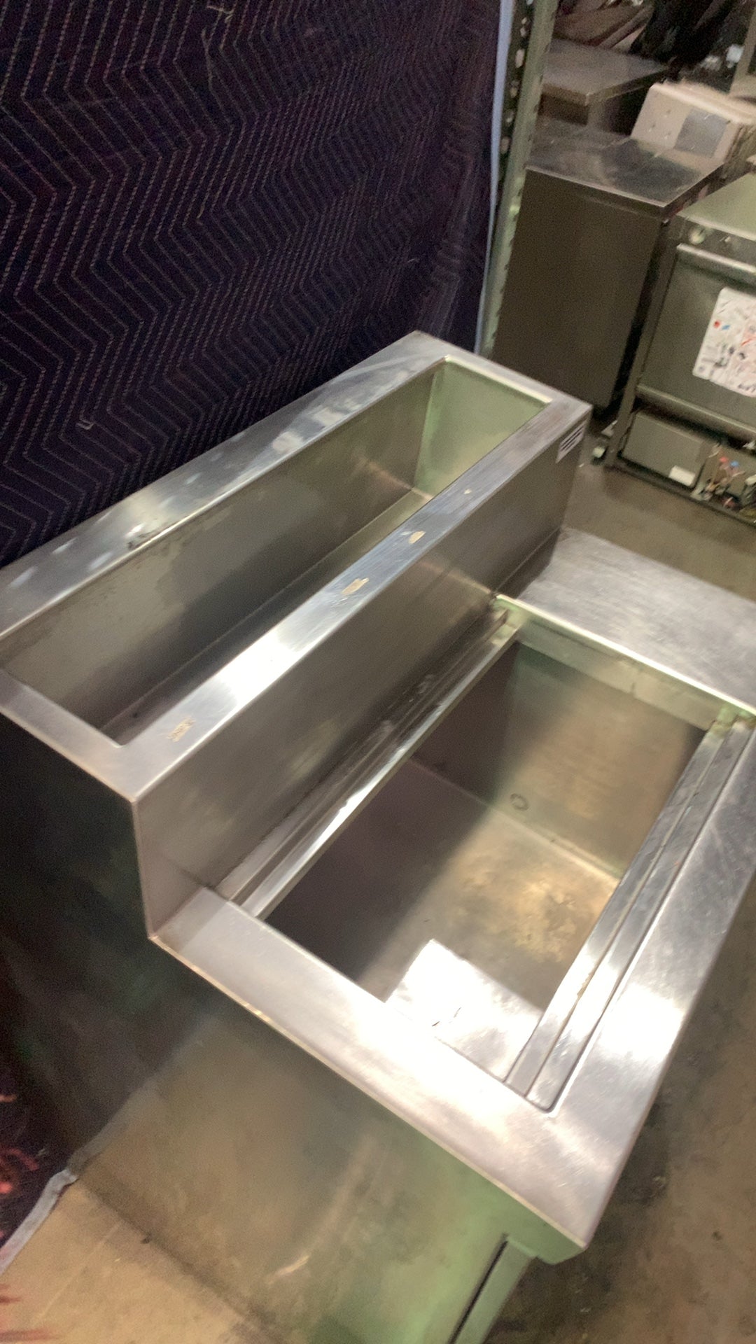 Randell DCST-36-SR7 Ice Cream Cabinet, With Syrup Rail Stainless Steel 115 Volt 3.2 Amps