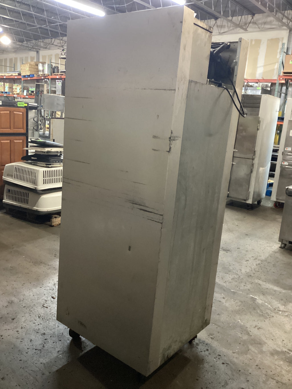 Traulsen G12000 Reach In 2 Door Refrigerator