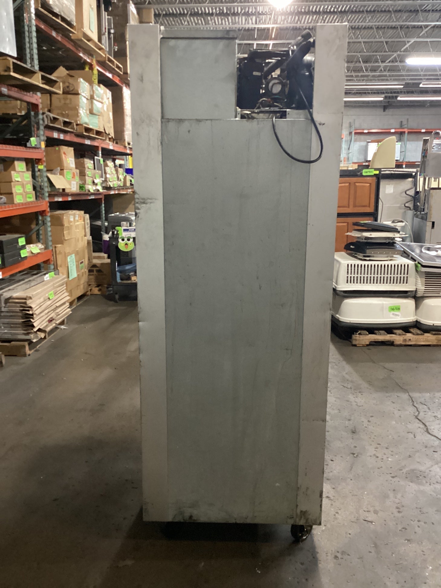 Traulsen G12000 Reach In 2 Door Refrigerator