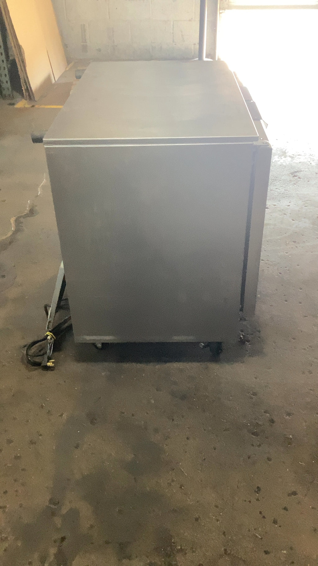 BEVERAGE-AIR UCR34HC-23 Undercounter 2 Door Refrigerator