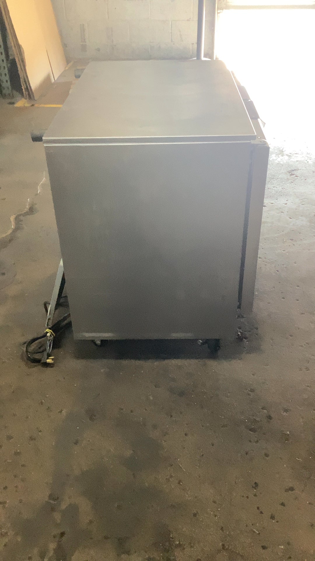 BEVERAGE-AIR UCR34HC-23 Undercounter 2 Door Refrigerator