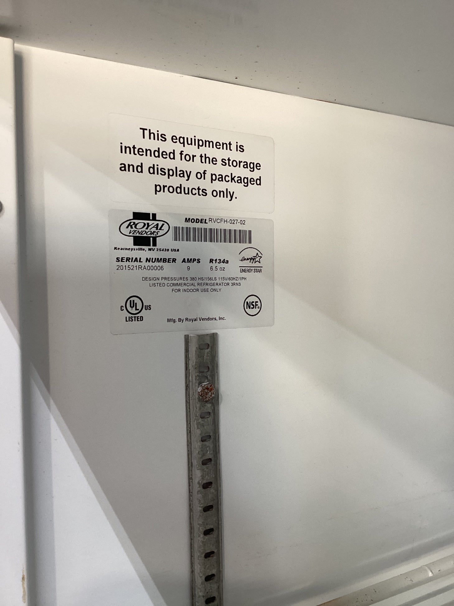 ROYAL VENDORS RVCFH-027-02 Reach In Refrigerator W/ Glass Door