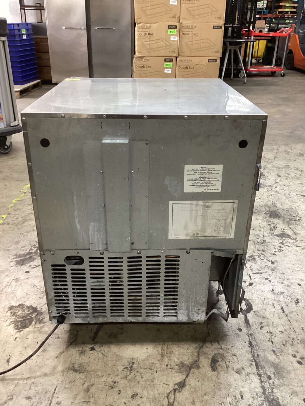 Traulsen ULT27-R Undercounter Refrigerator