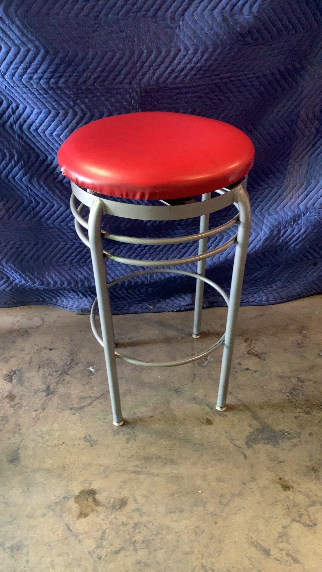 Western Mill Fabricators, Inc. Round Seat Bar Stool Stool, Bar Height Red Urethane Foam Pad Seat, Metal Frame