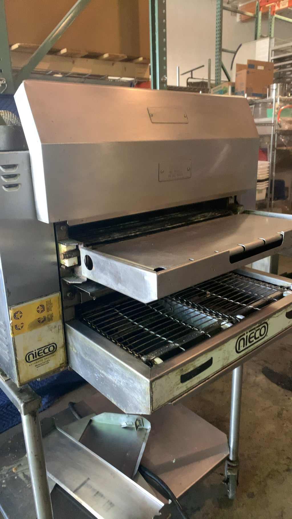 NIECO CORPORATION J87143G Conveyor Oven, BroilVection Natural Gas Powered 220V Electric
