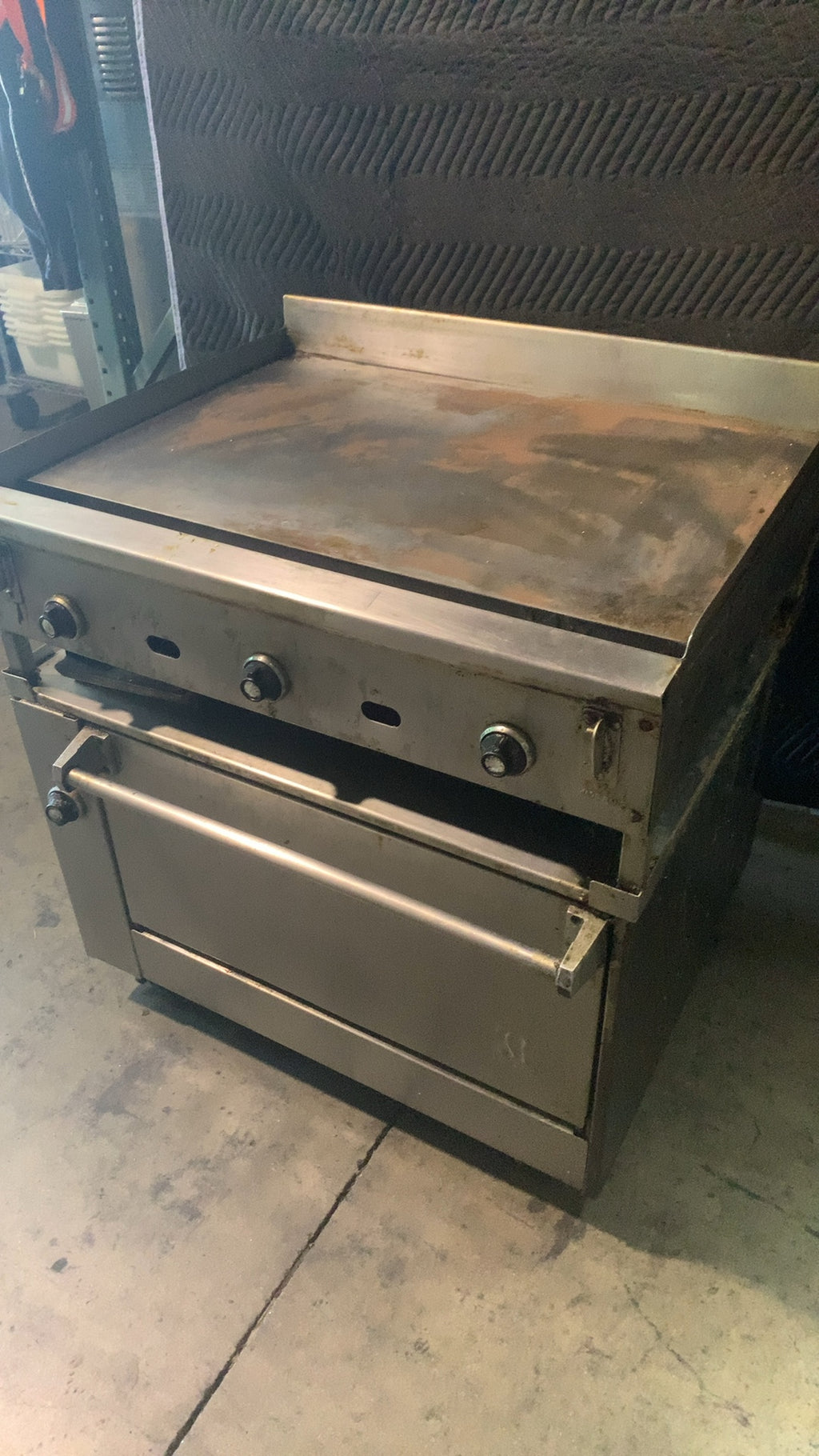 Jade Range JGR-36 Griddle Range, Commercial 3 Burners, Oven Base