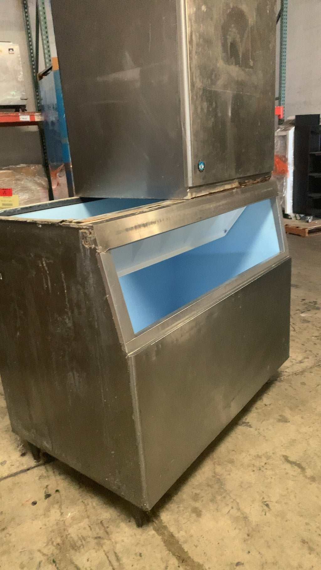 Hoshizaki KM-1601MRH Ice Maker, Commercial with Ice Storage Bin 208-230V Single Phase