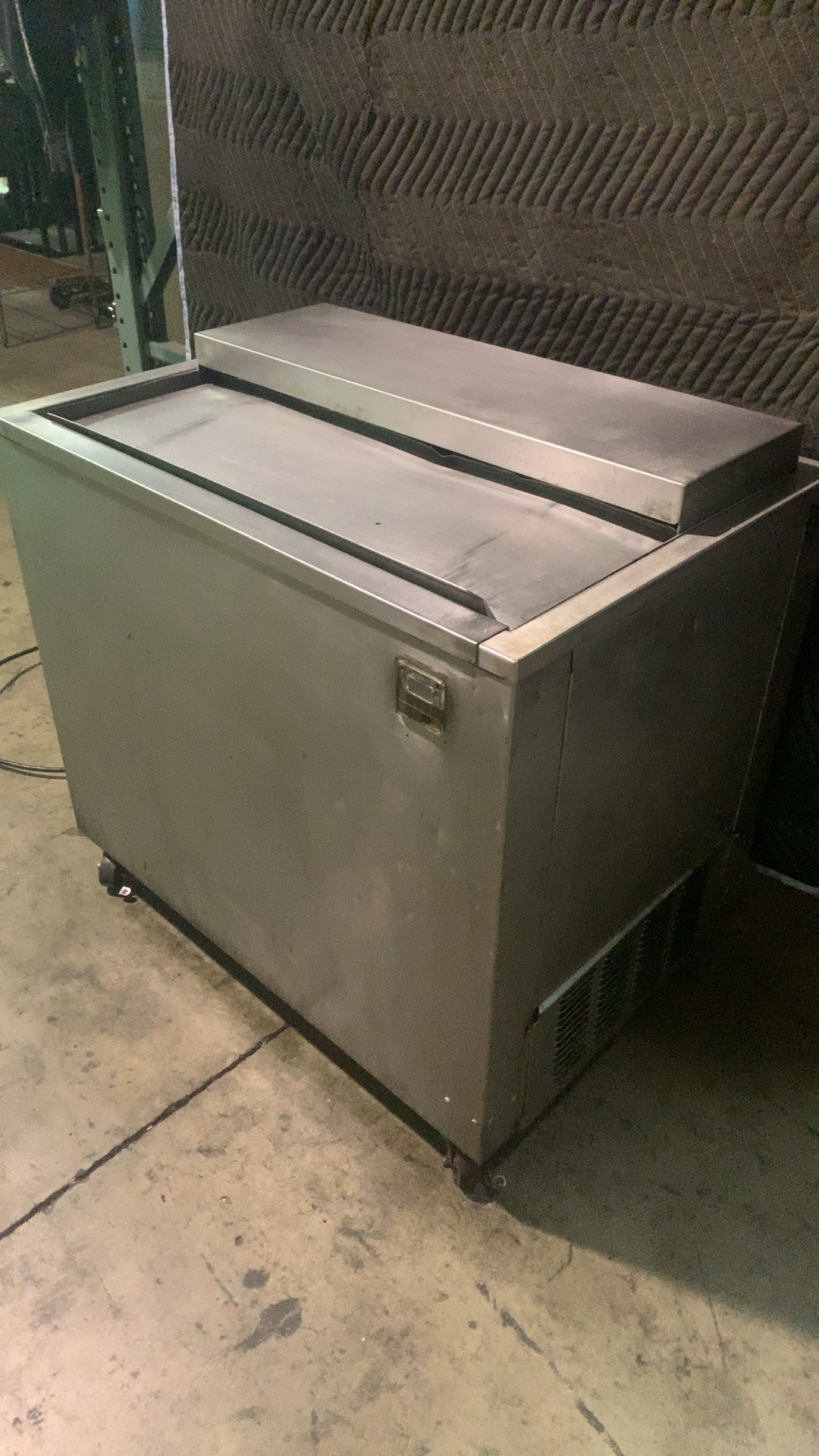 Commercial Deep Well Cooler, Top Loading Sliding Lids, Casters