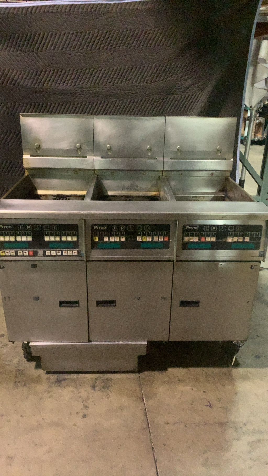 Pitco SGH50 Deep Fryer, Triple Pot, Natural Gas 50 lb Oil Capacity Per Pot, Digital Controls, Stainless Steel